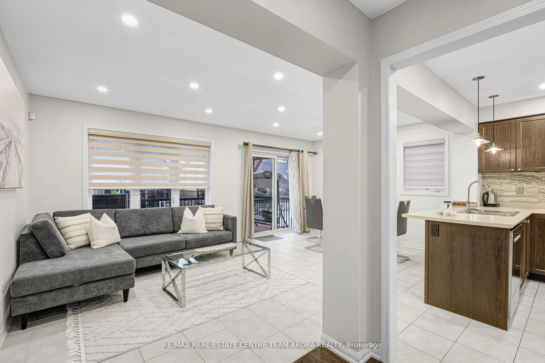 14 Crossbill Road