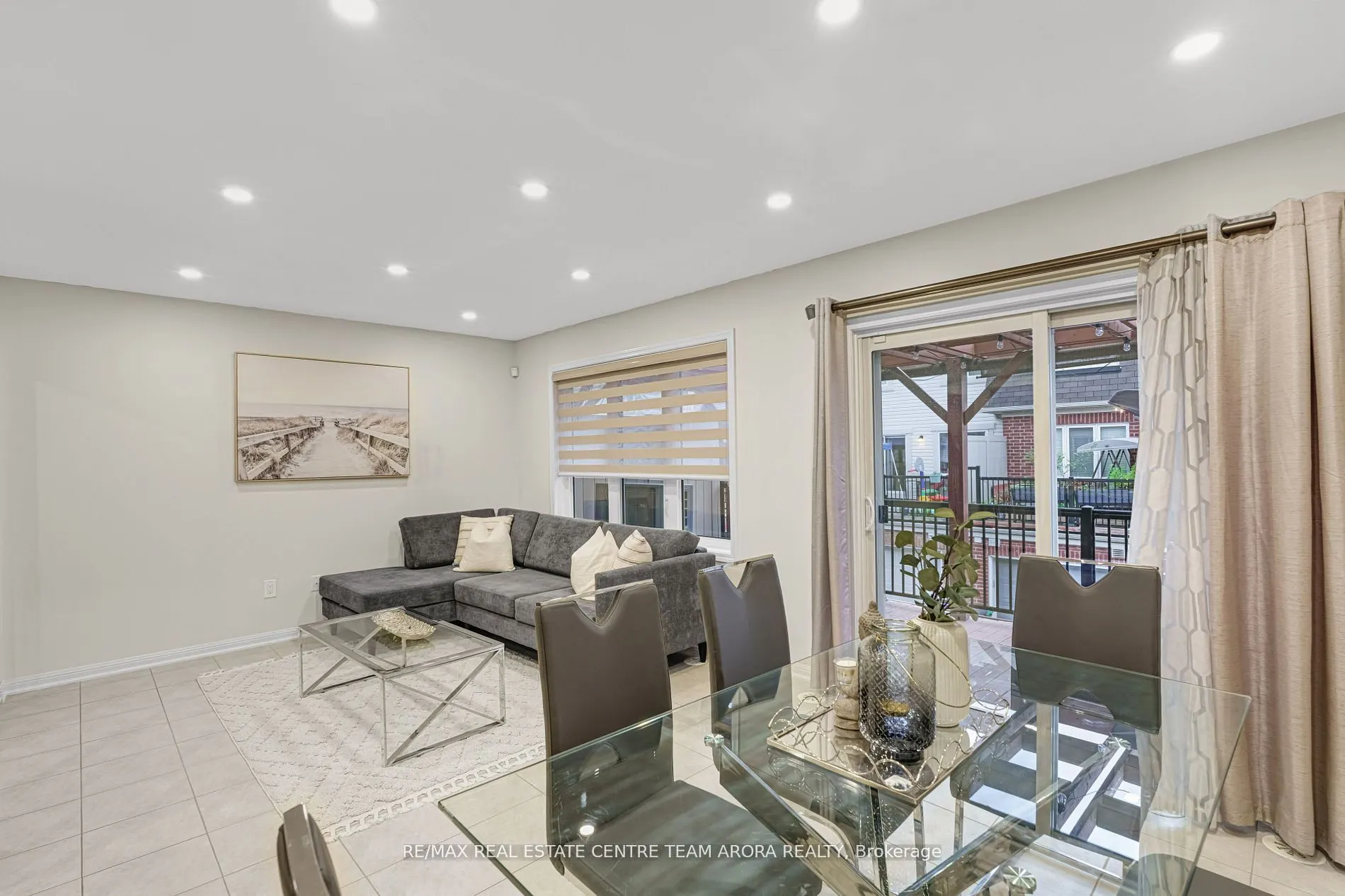 14 Crossbill Road