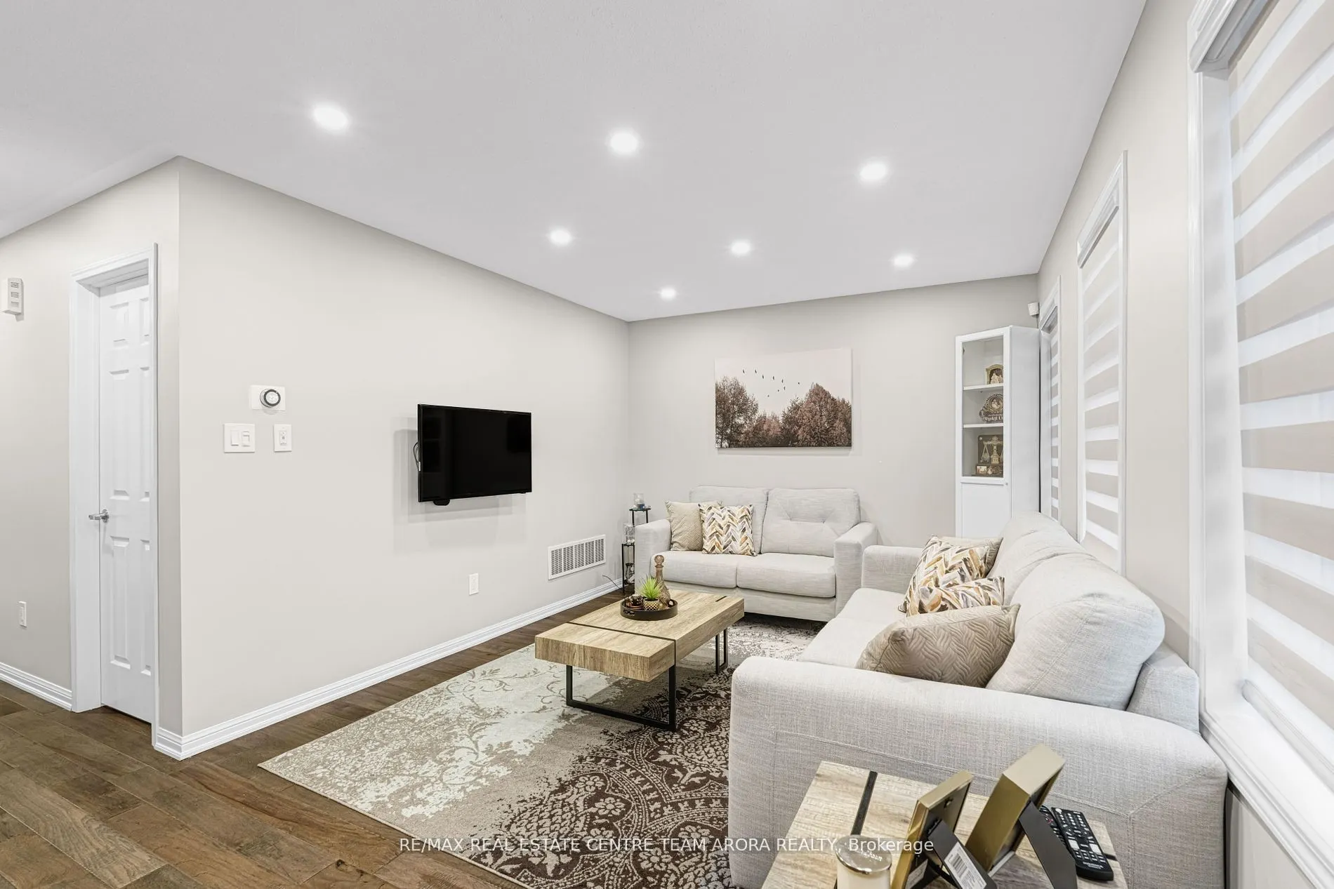 14 Crossbill Road