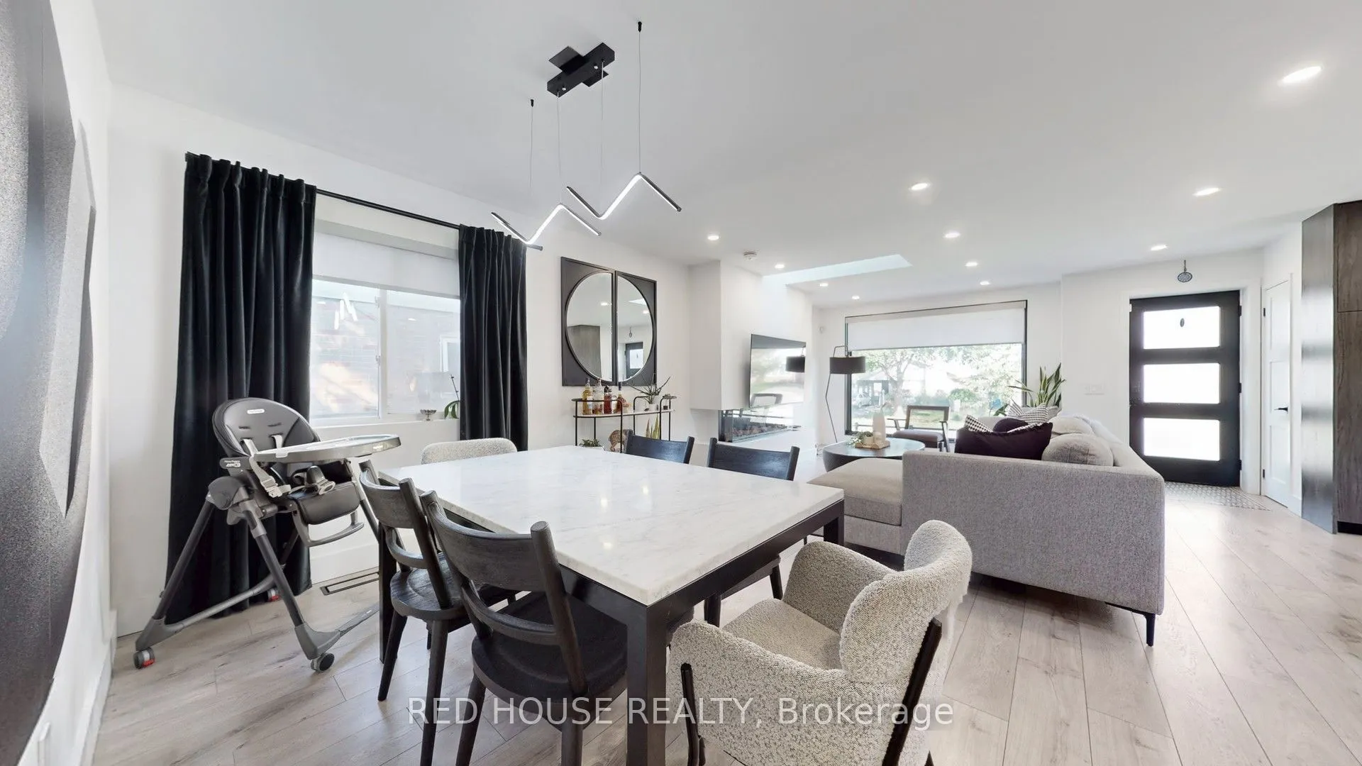 22 Gladsmore Crescent, #Upper