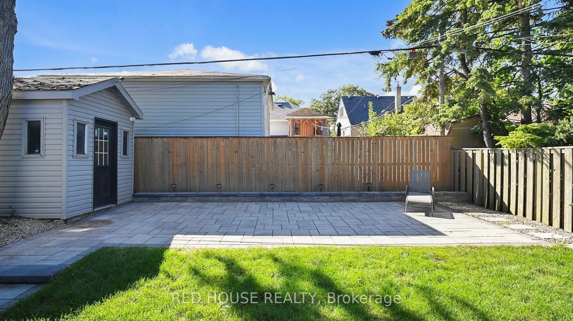 22 Gladsmore Crescent, #Upper