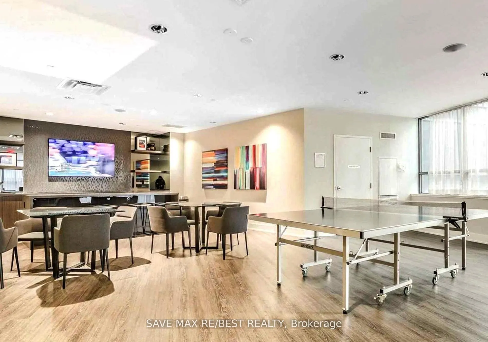 10 Park Lawn Road, #807