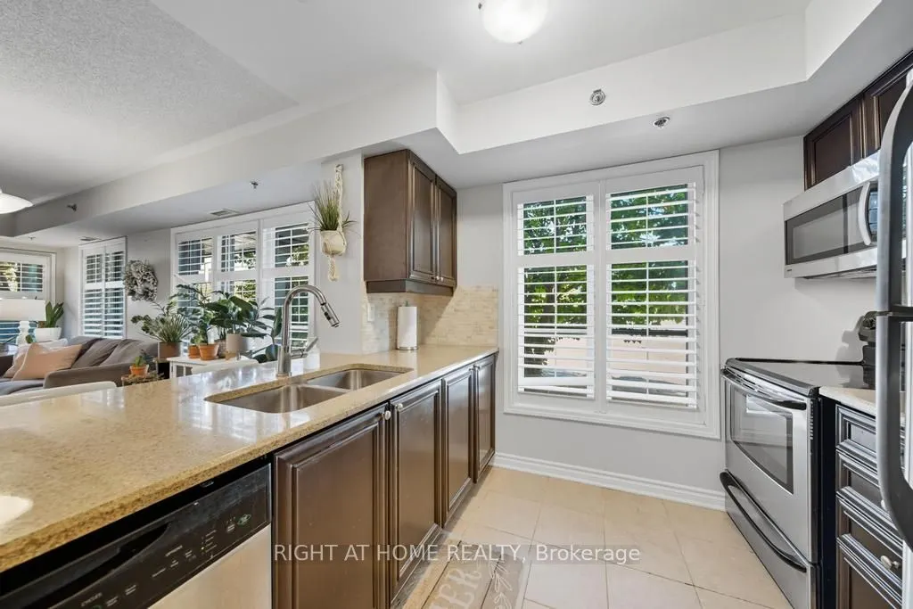 3070 Rotary Way, #121