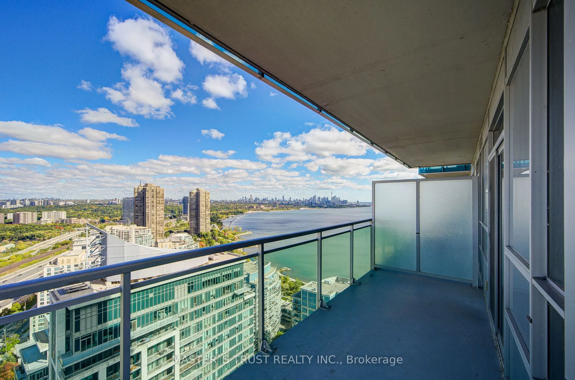 16 Brookers Lane, #3202
