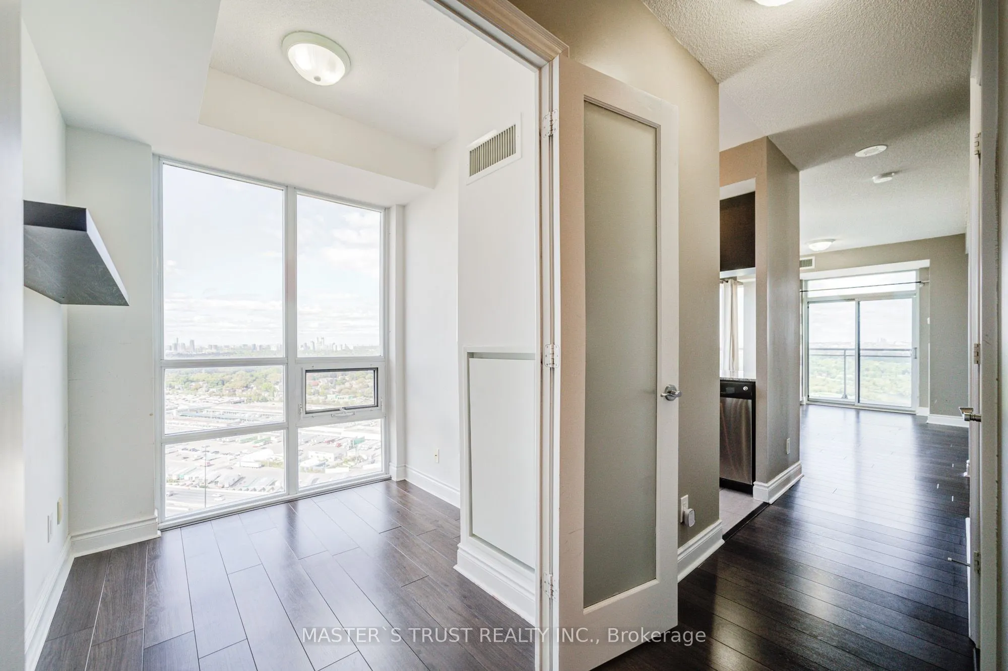 16 Brookers Lane, #3202