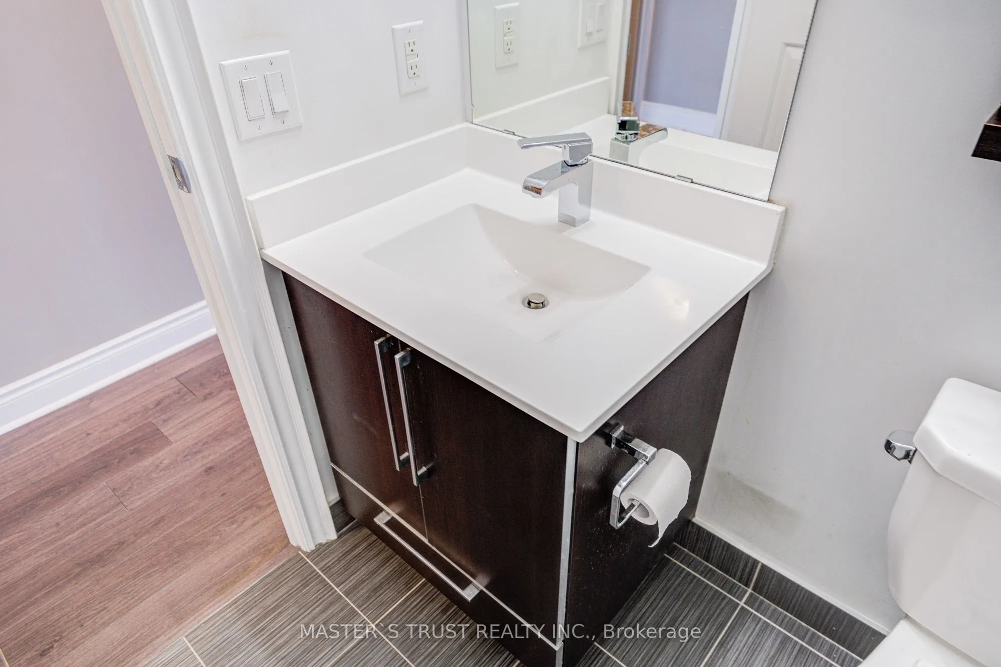 16 Brookers Lane, #3202