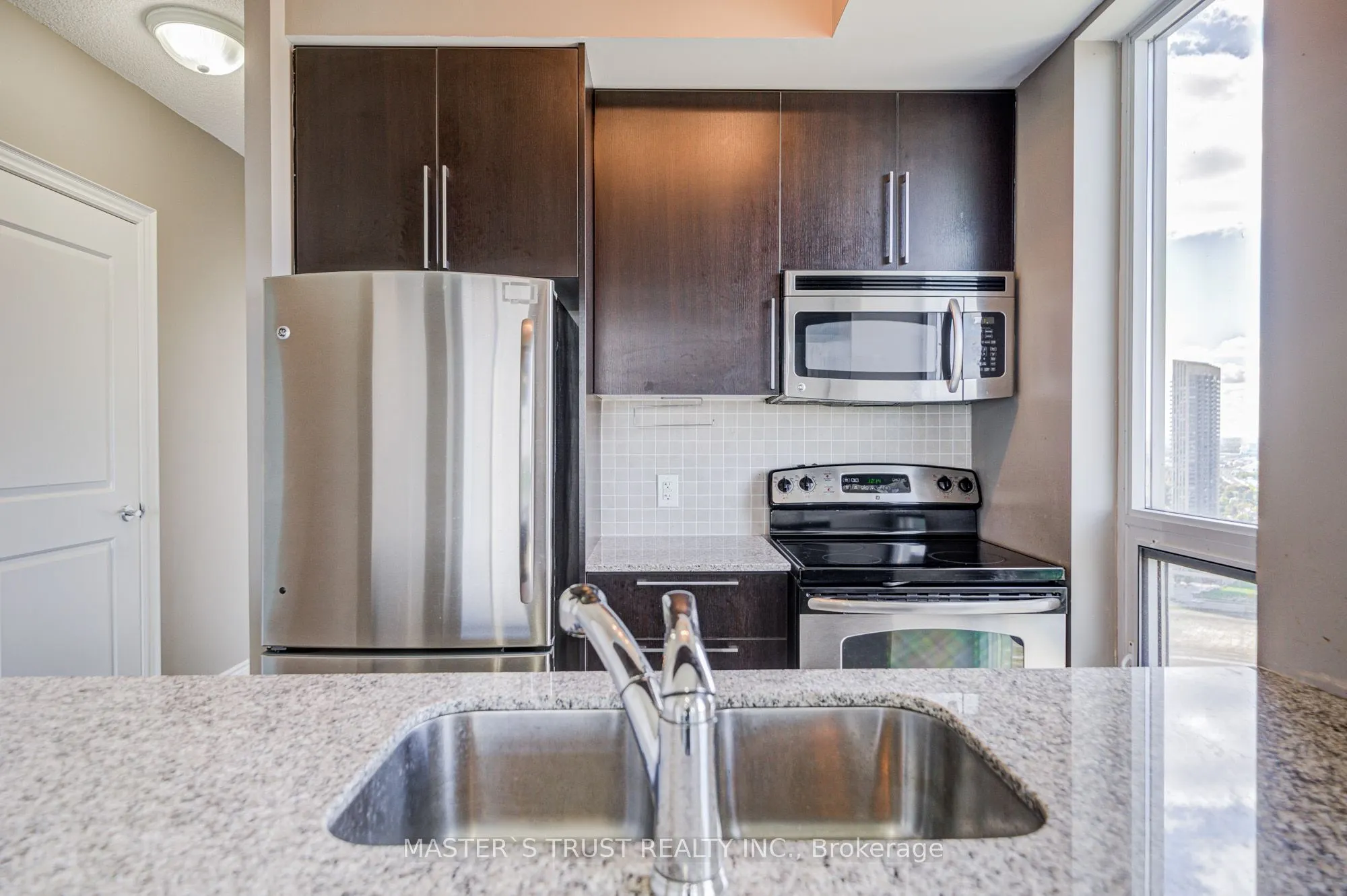 16 Brookers Lane, #3202
