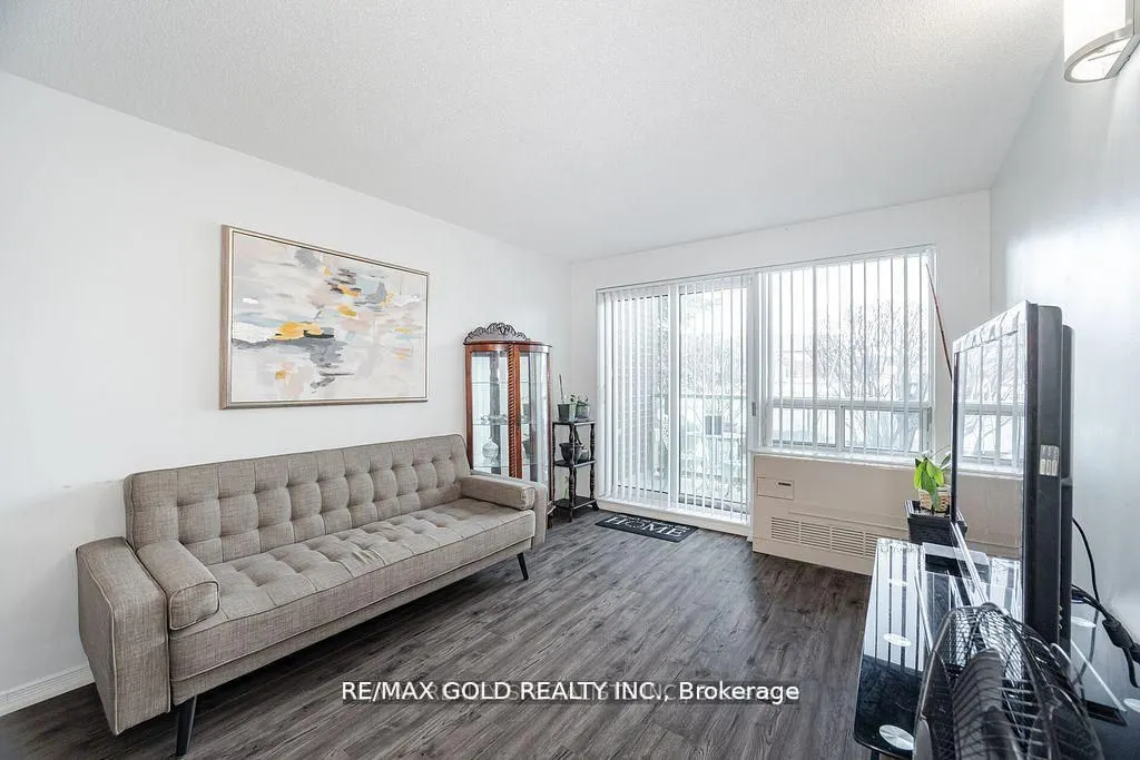 25 Via Rosedale Way