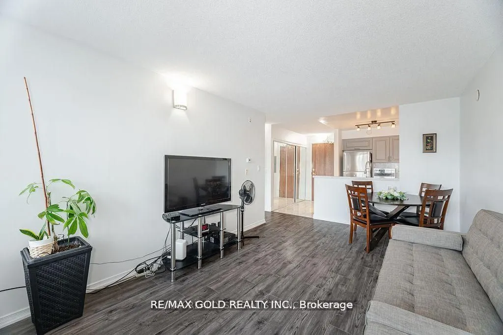 25 Via Rosedale Way