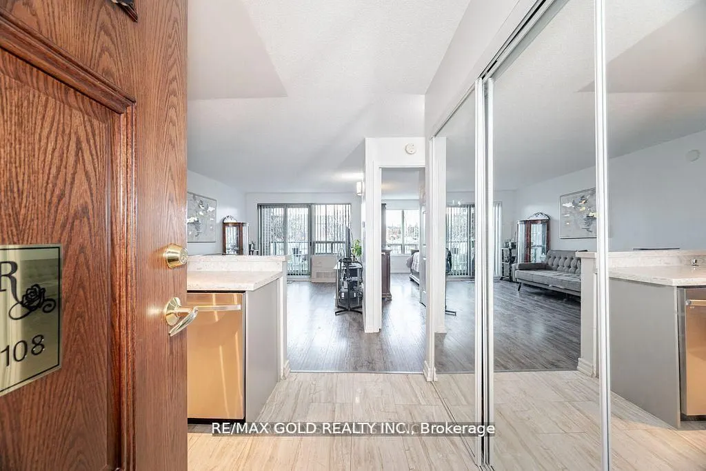 25 Via Rosedale Way