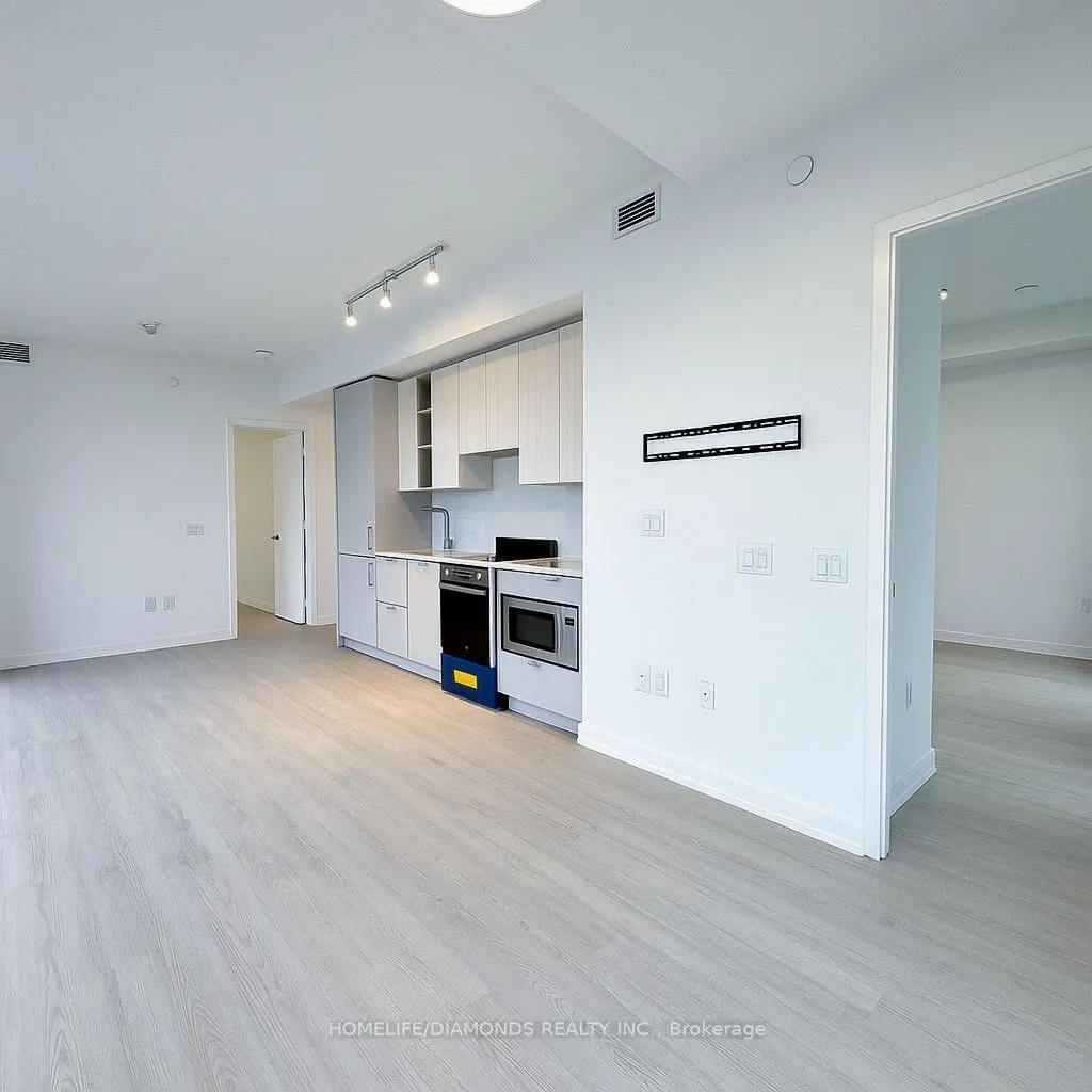 3883 Quartz Road, #4103