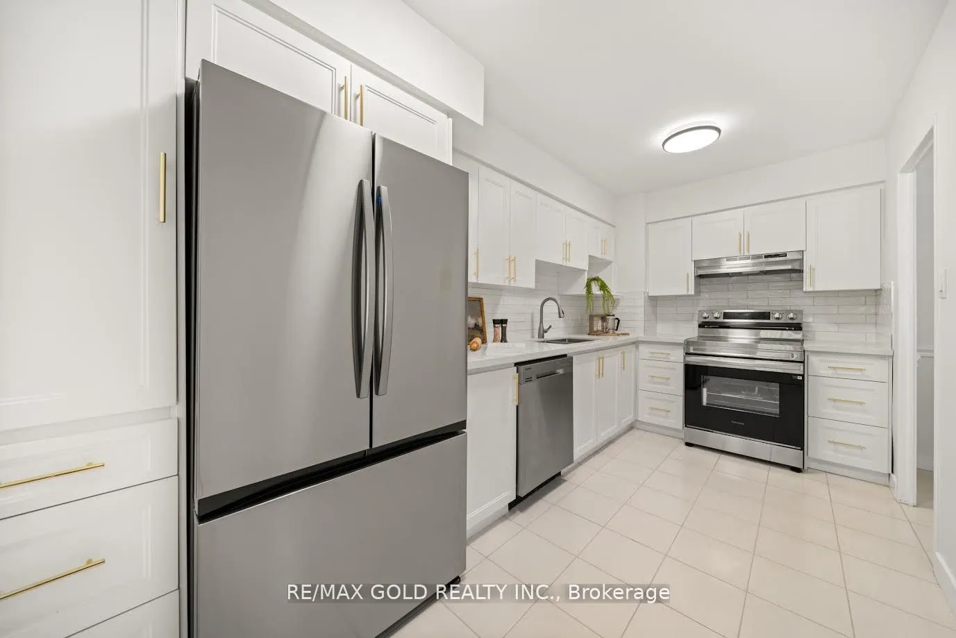 9 Four Winds Drive, #206