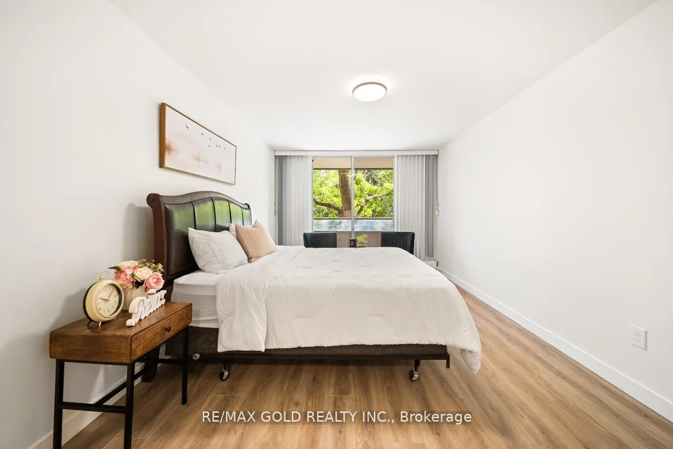 9 Four Winds Drive, #206