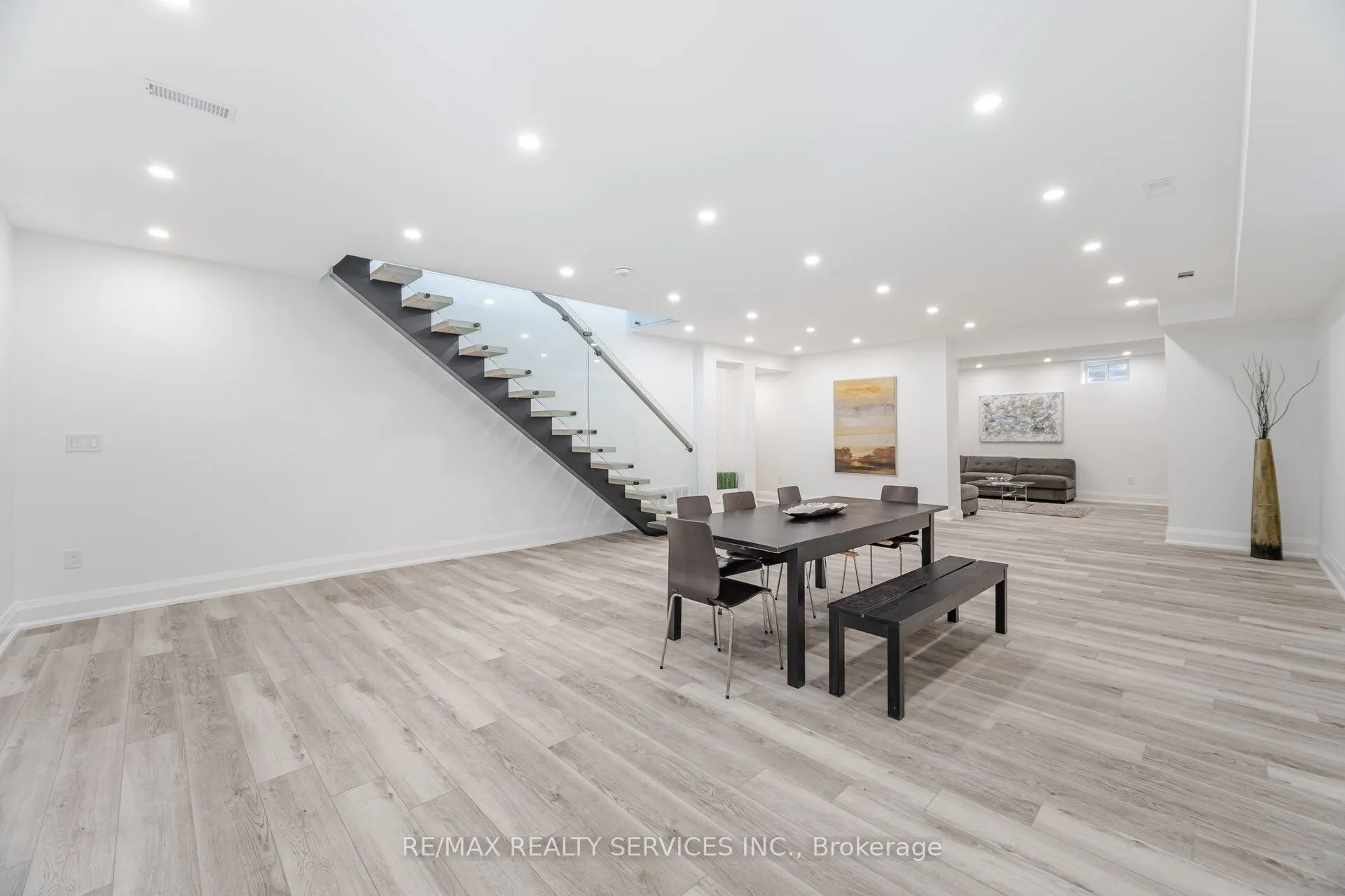3 Bonnyview Drive