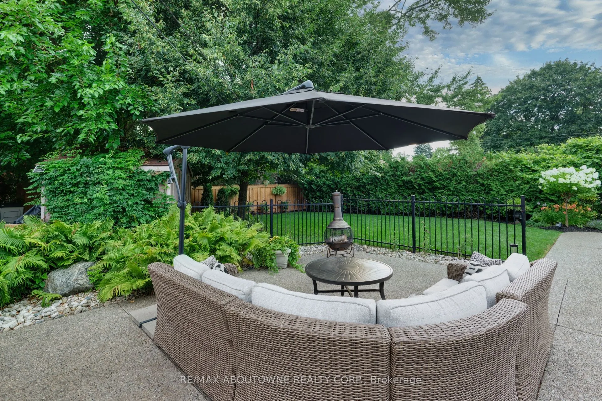 544 Maplehill Drive