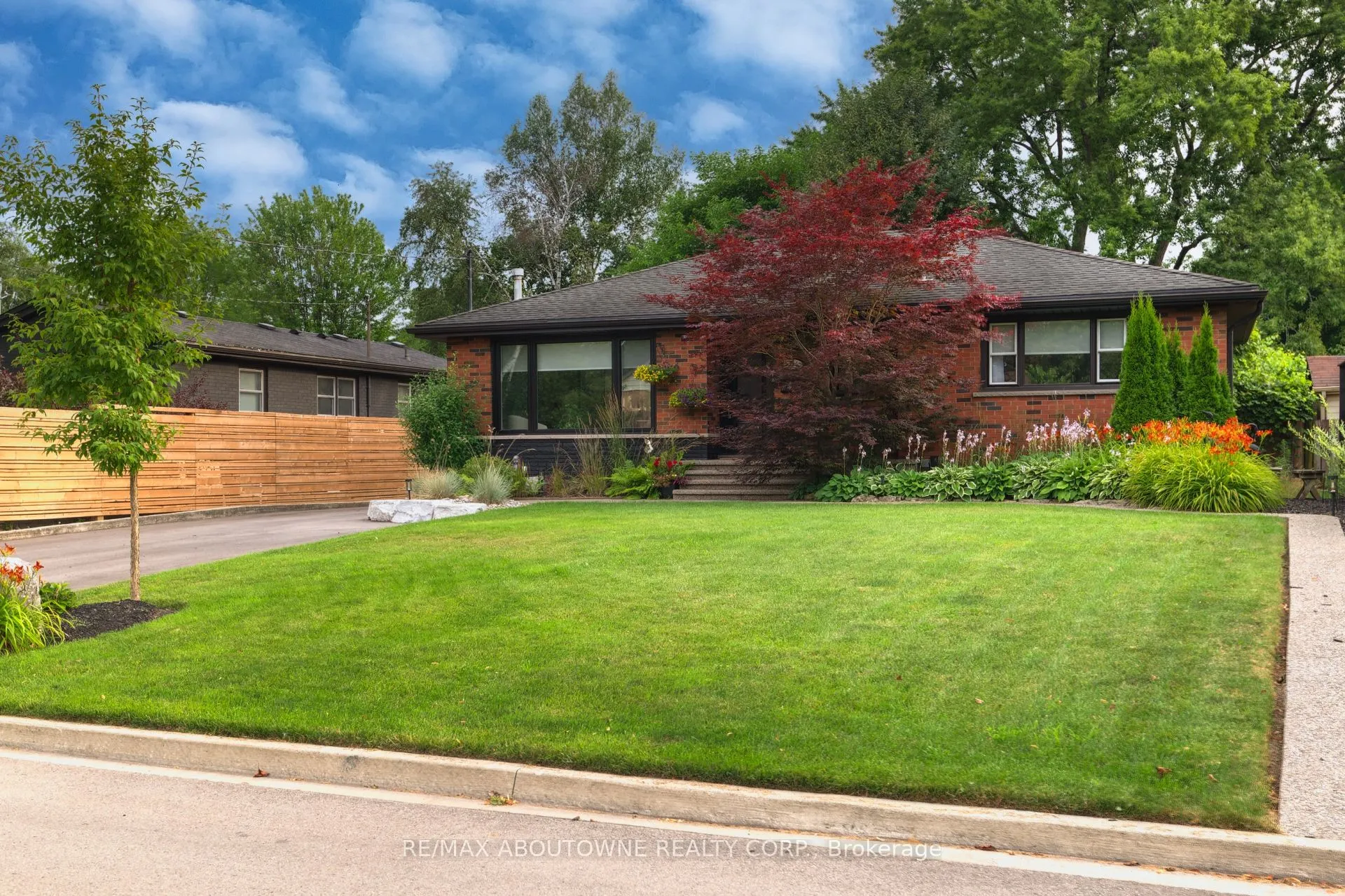 544 Maplehill Drive