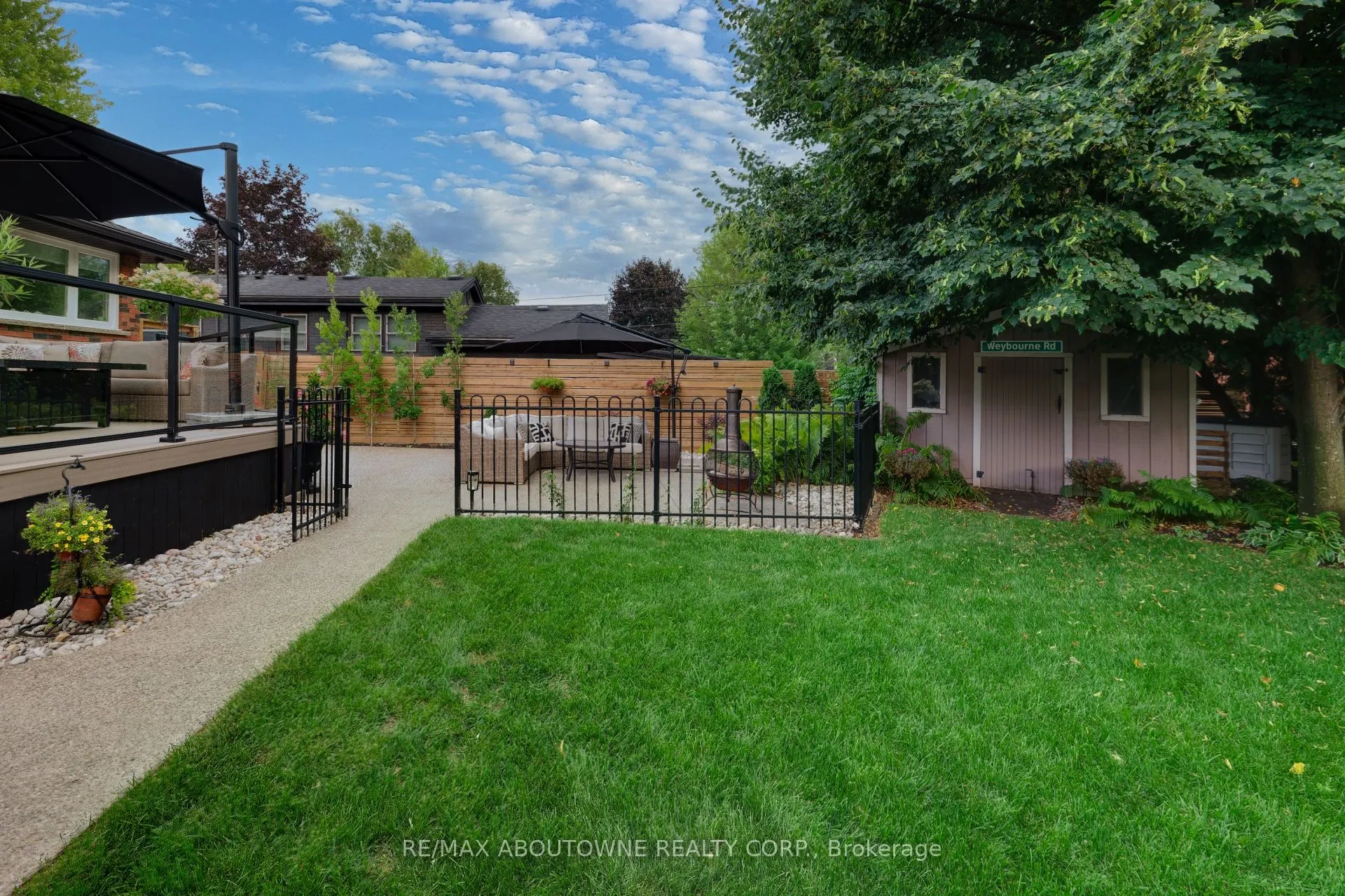 544 Maplehill Drive