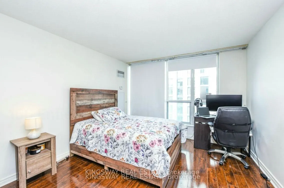 156 Enfield Place, #2801