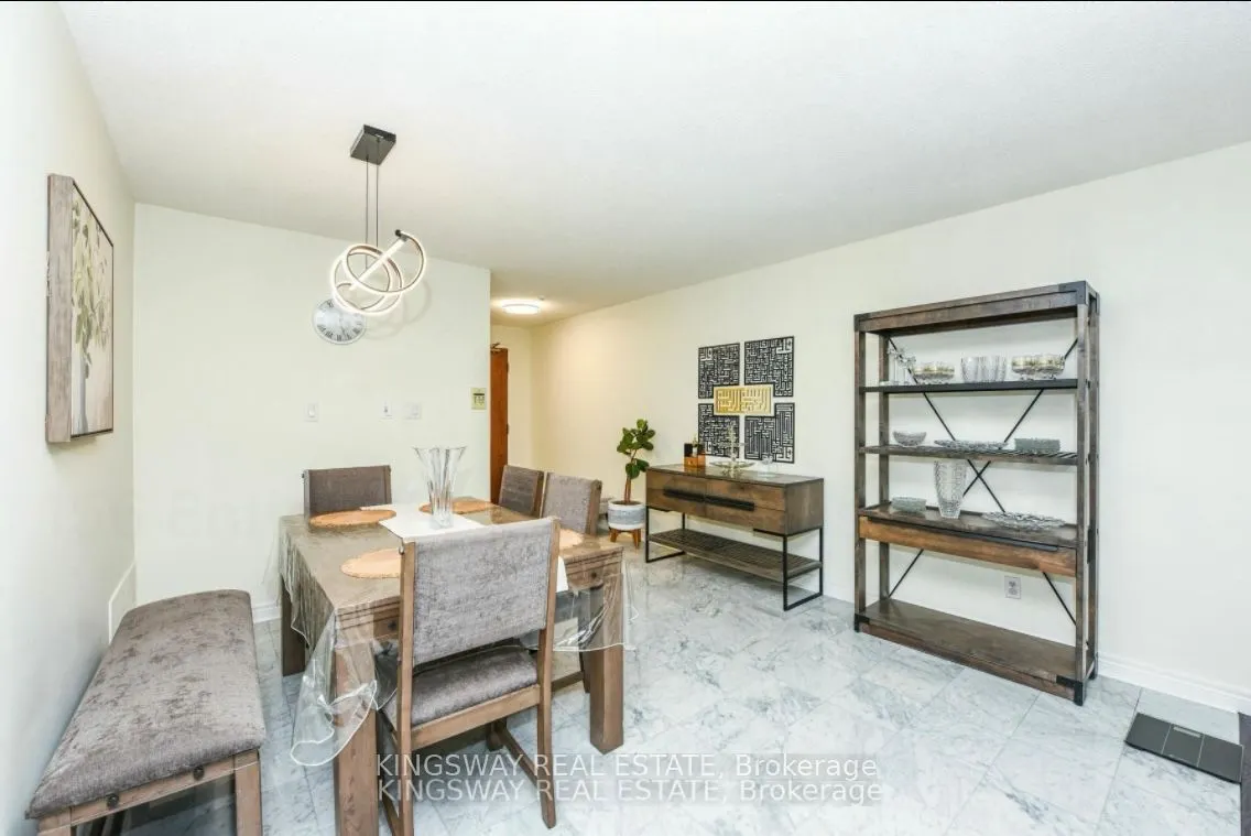 156 Enfield Place, #2801