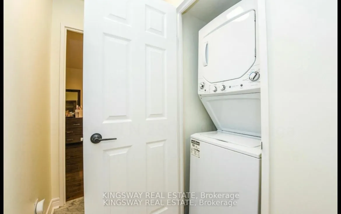 156 Enfield Place, #2801