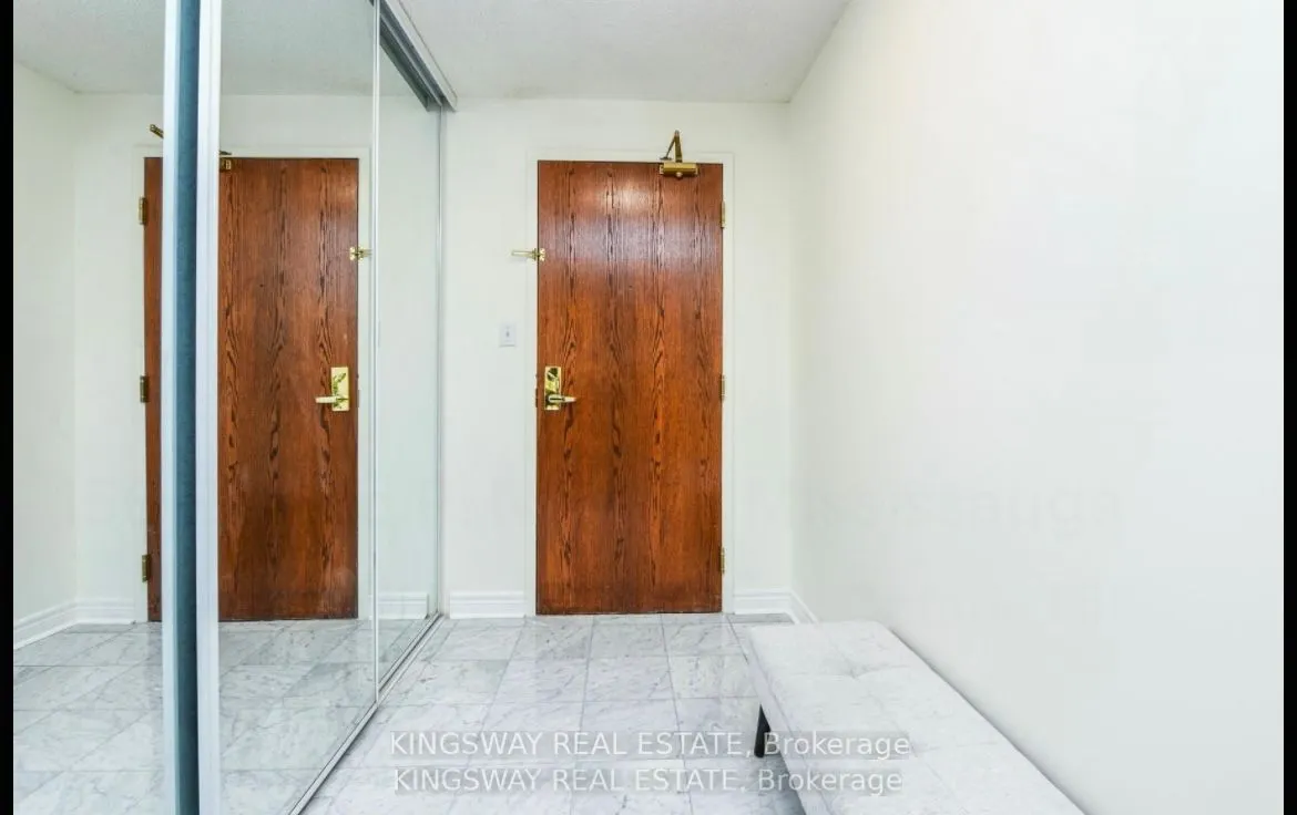 156 Enfield Place, #2801