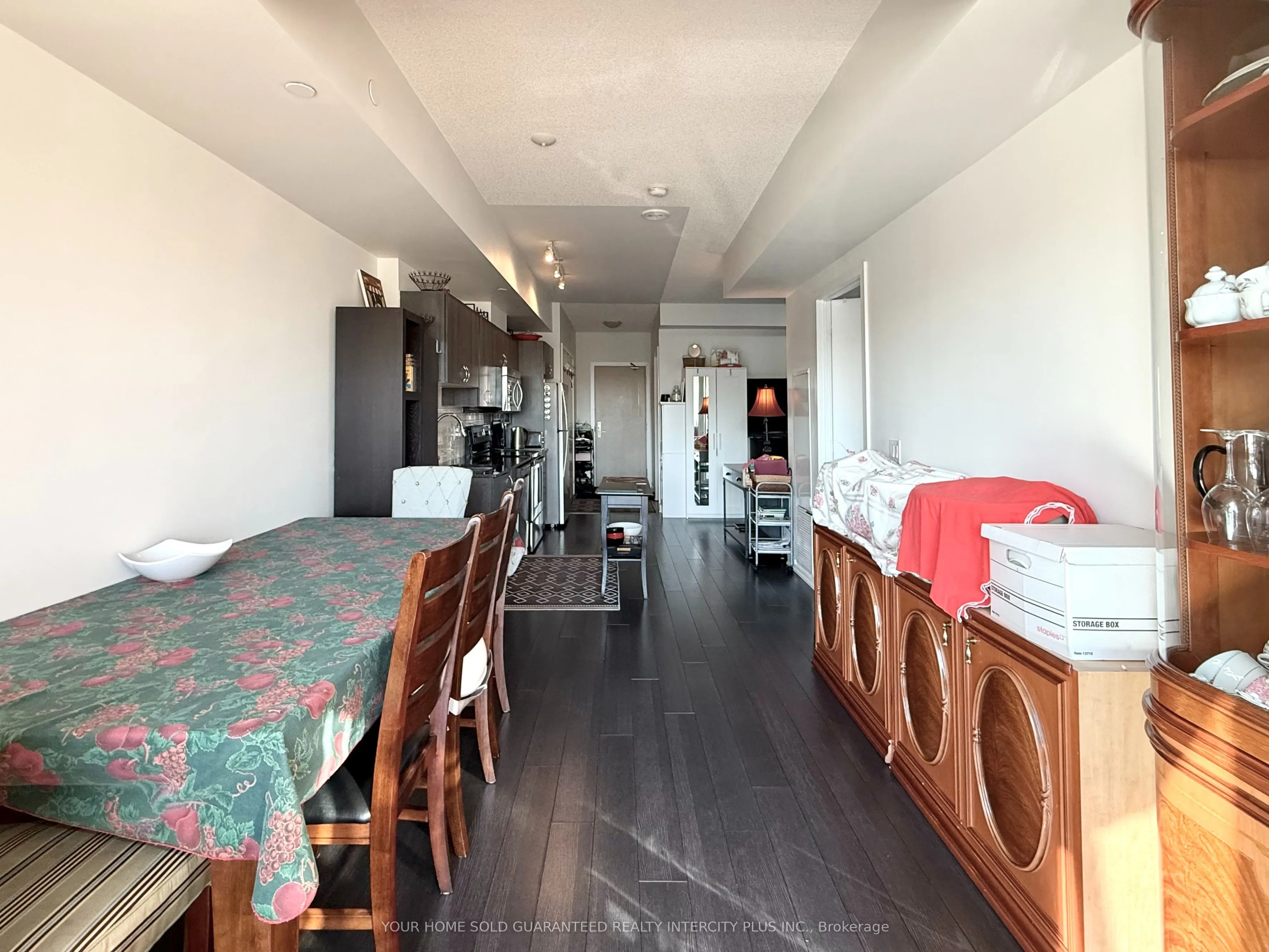 16 McAdam Avenue, #302