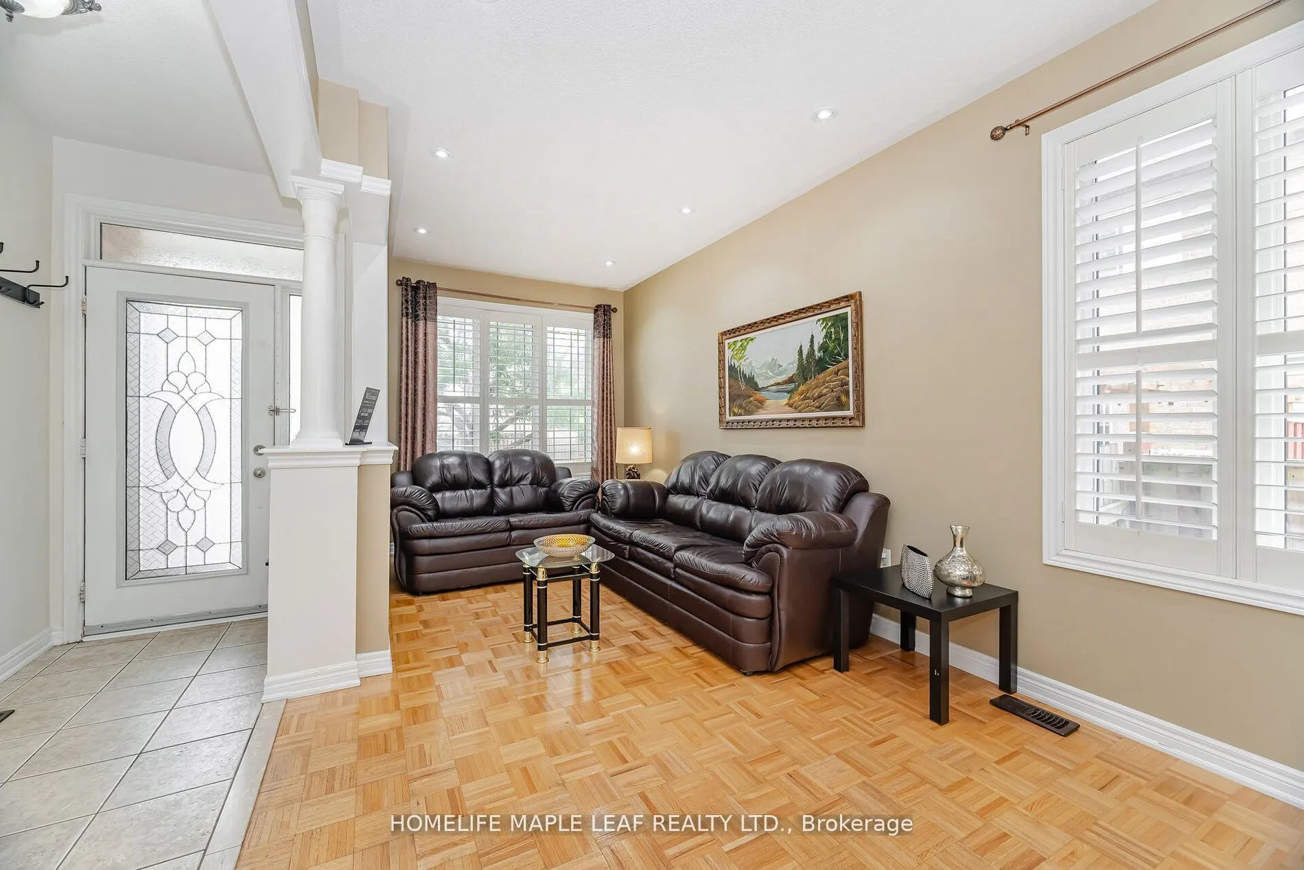 17 Eaglefield Gate