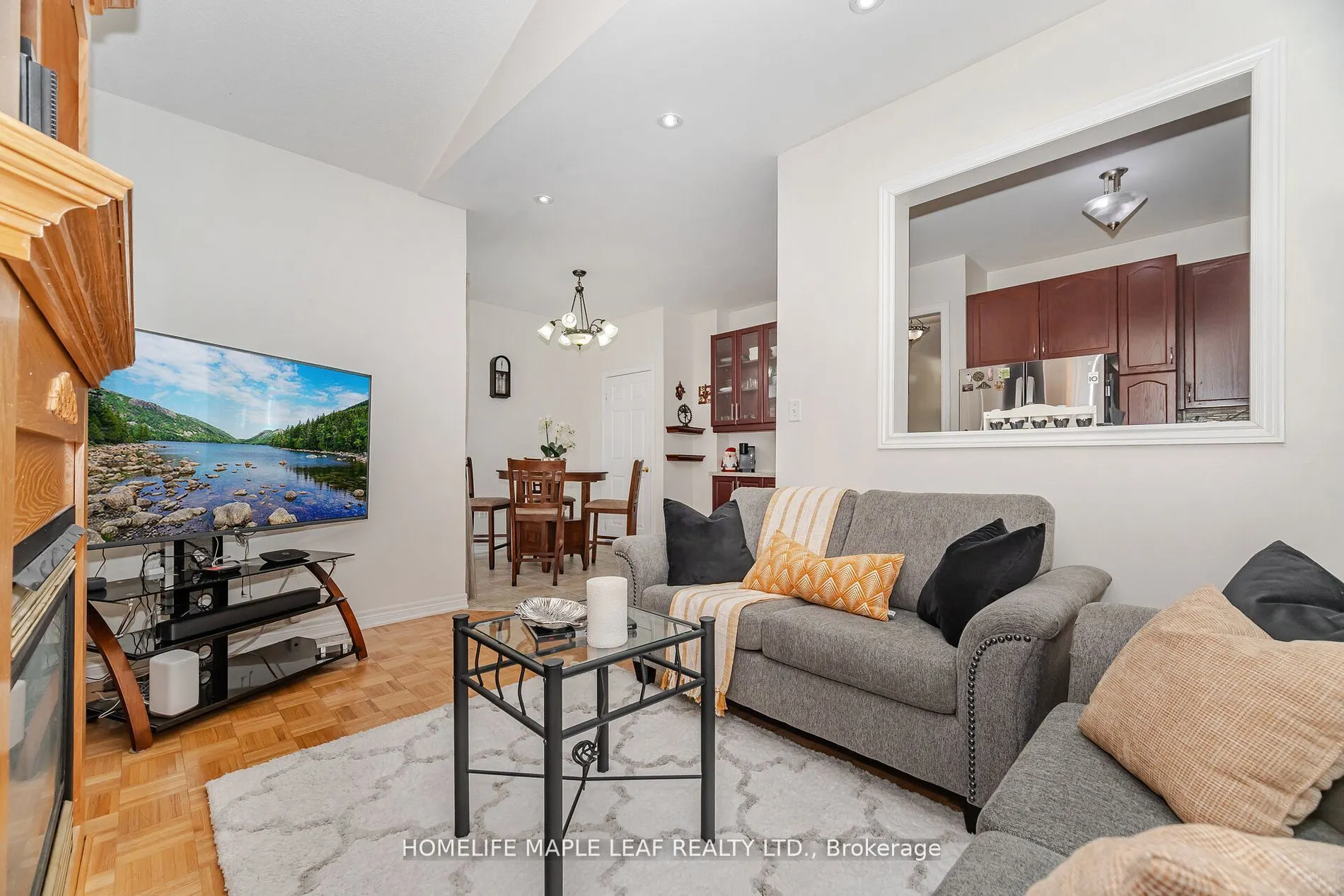 17 Eaglefield Gate