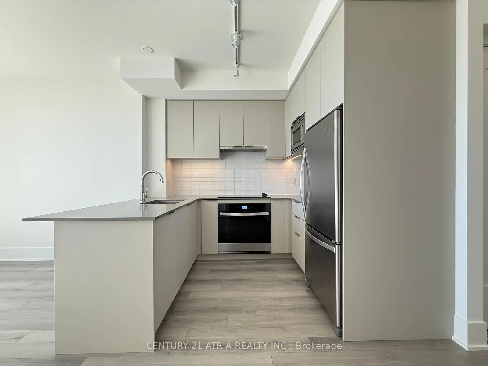 3079 Trafalgar Road, #2001