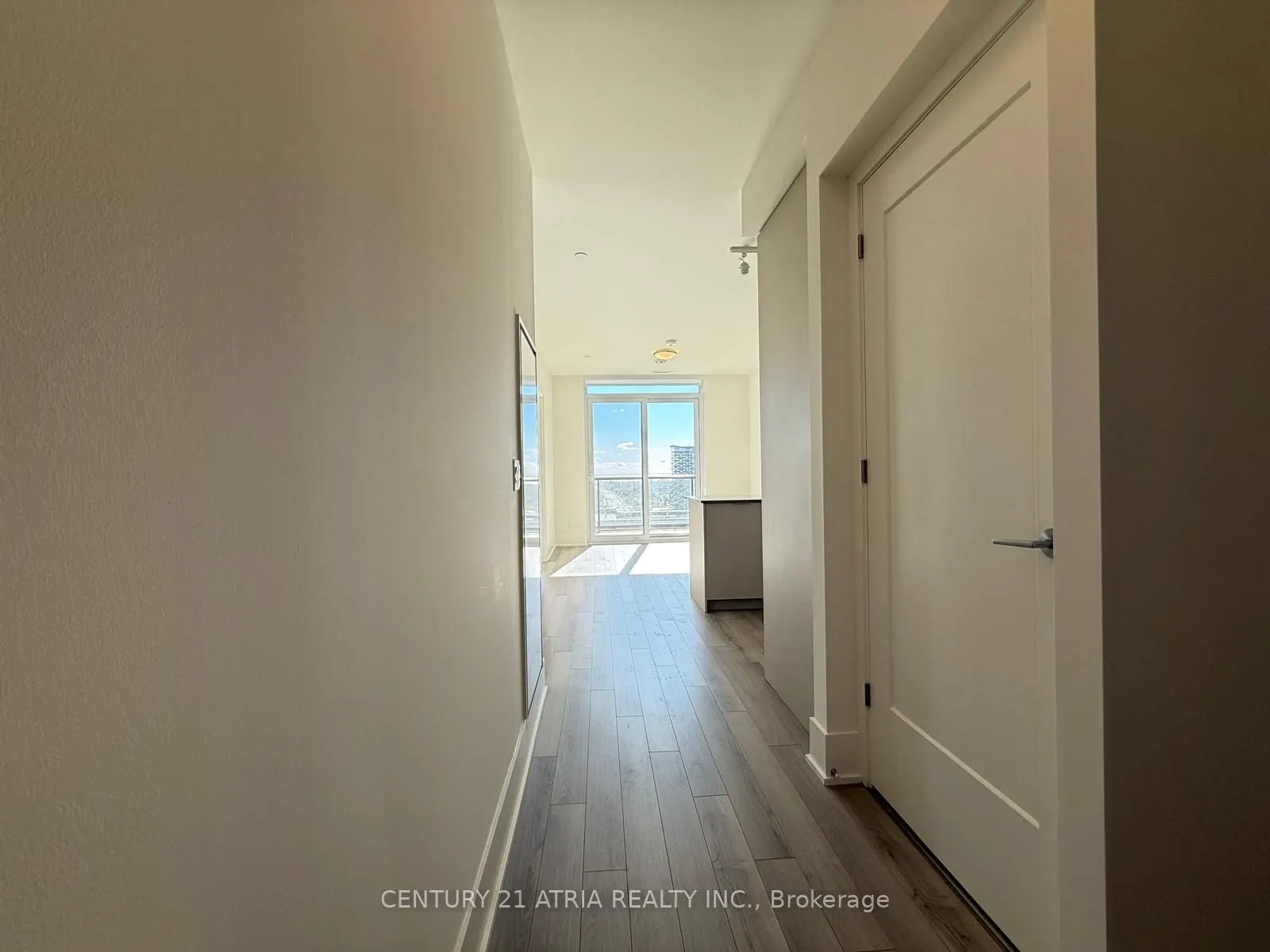 3079 Trafalgar Road, #2001