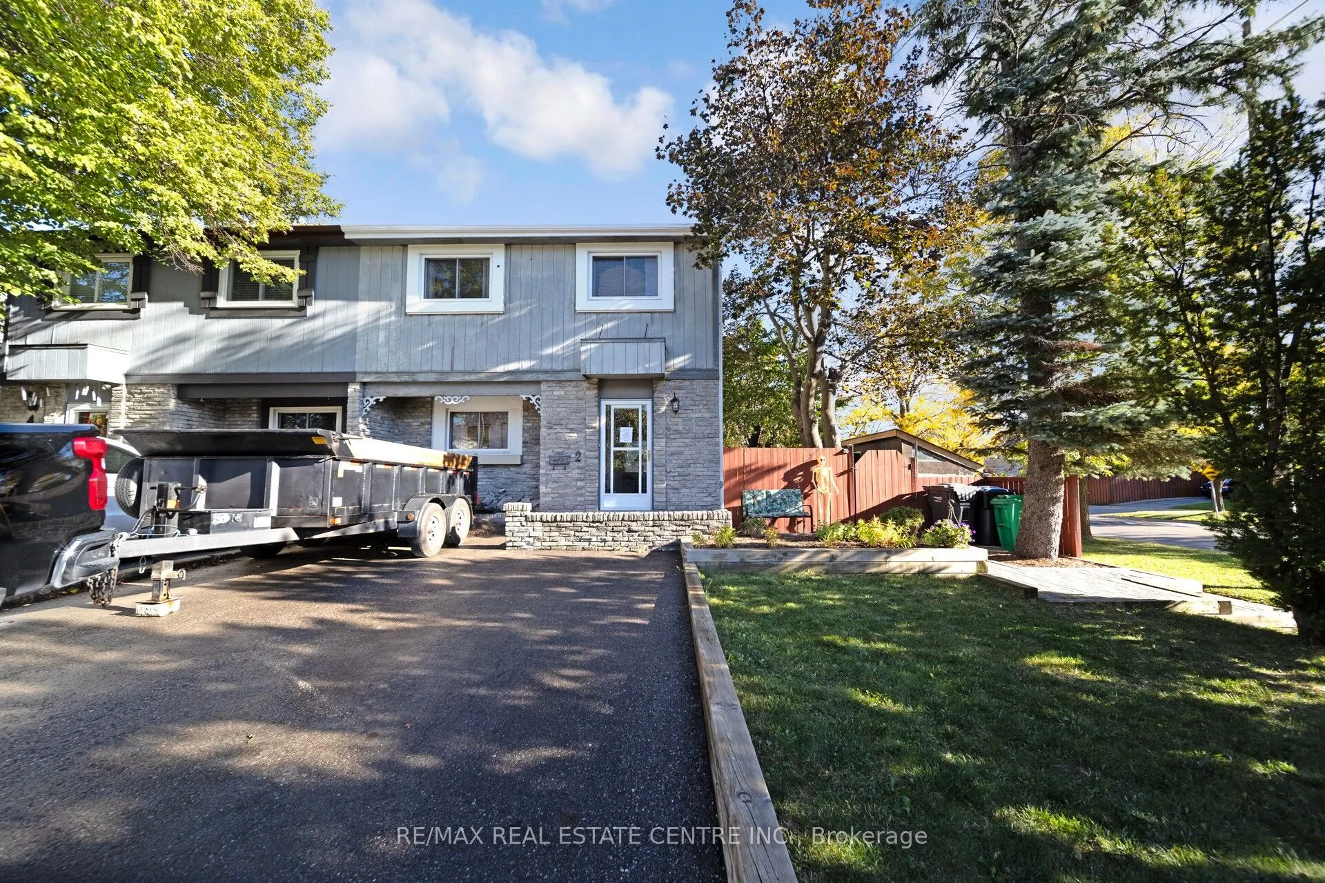 2 Charters Road