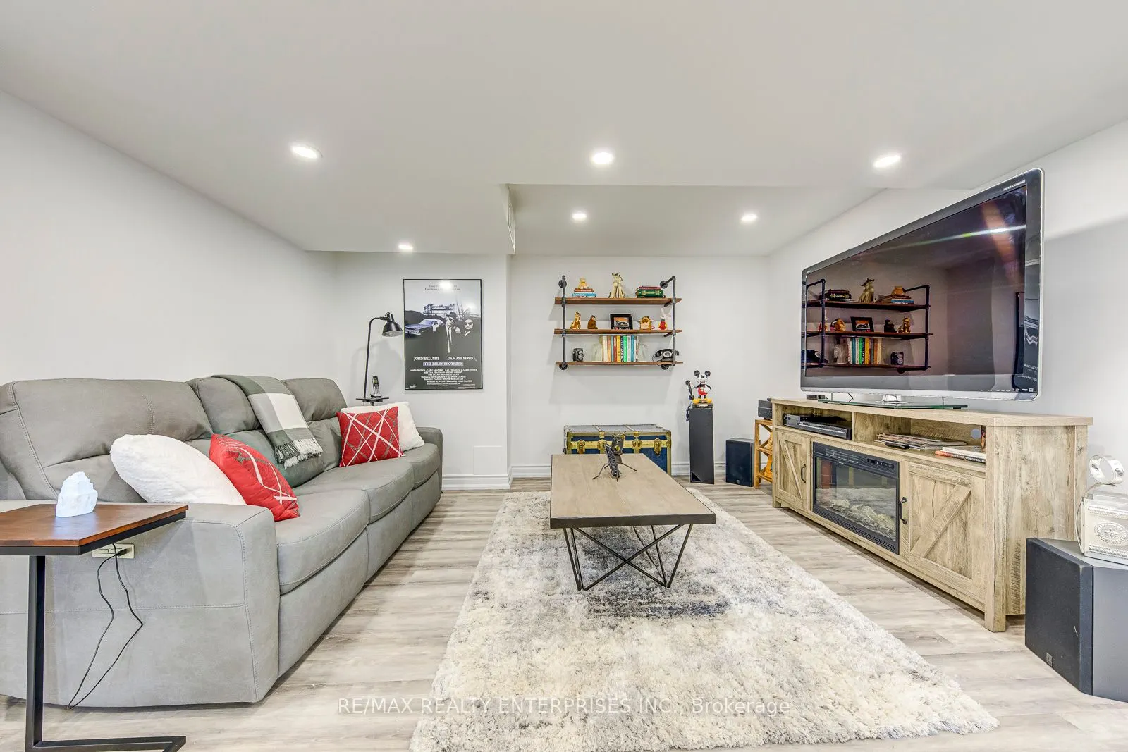 5223 Fairford Crescent, #57