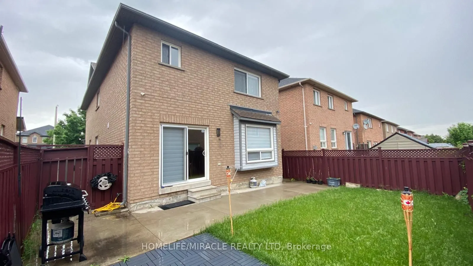 9 Fairhill Avenue