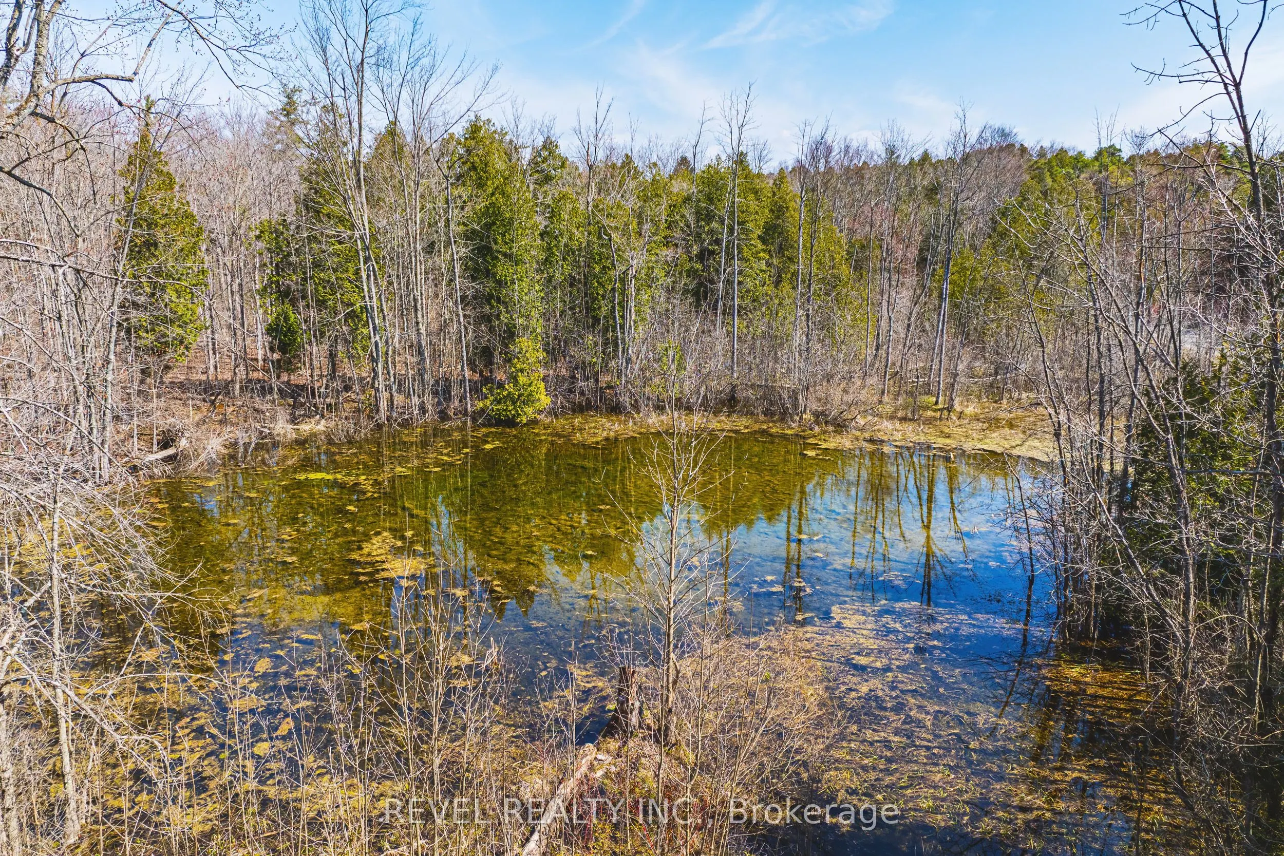 1325 3 Side Road