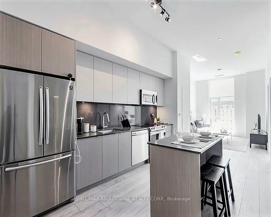 125 Bronte Road, #A1004