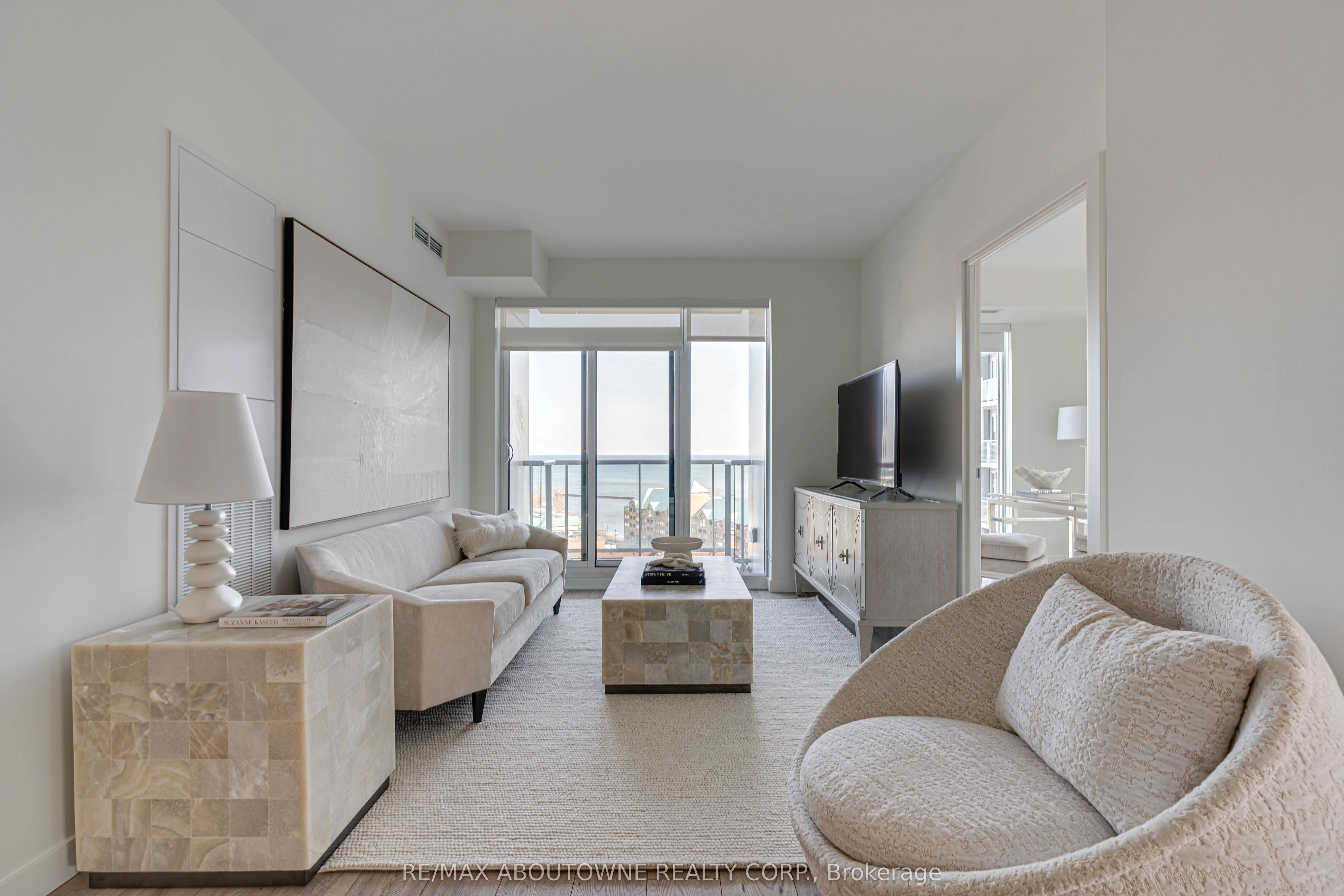 125 Bronte Road, #A1004