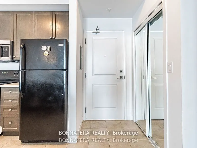 5010 CORPORATE Drive, #209