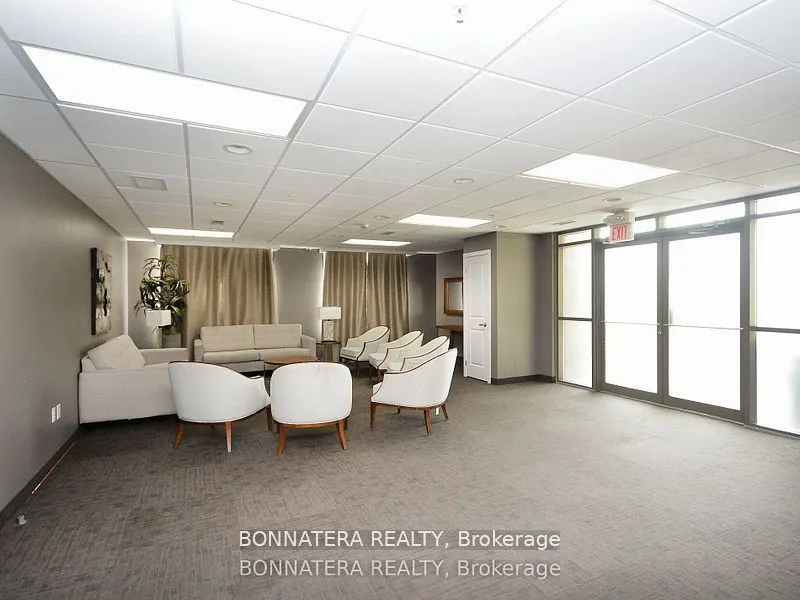 5010 CORPORATE Drive, #209