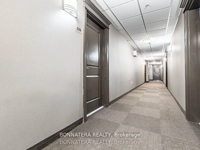 5010 CORPORATE Drive, #209