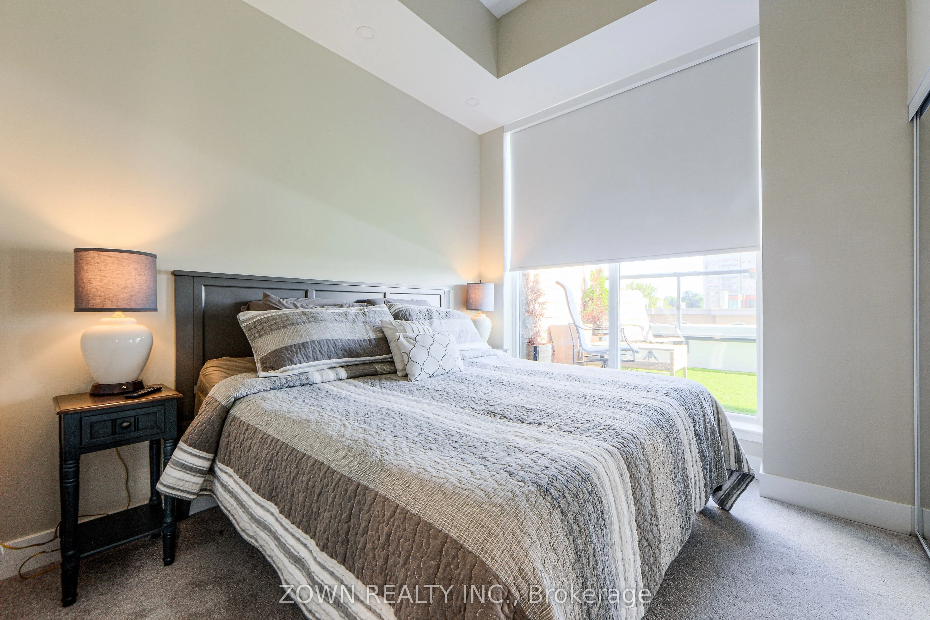 370 Martha Street, #403