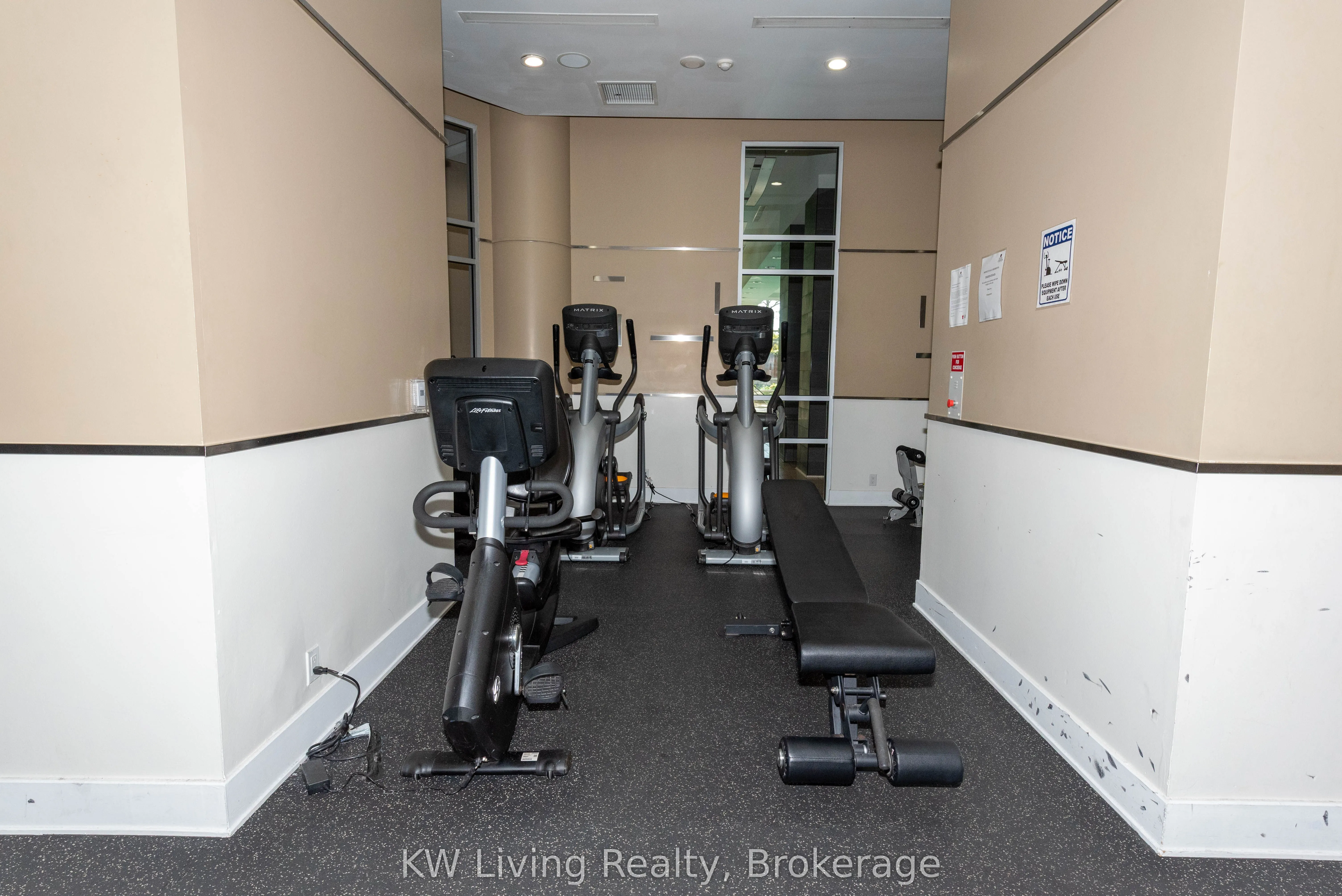 330 Burnhamthorpe Road W, #1008