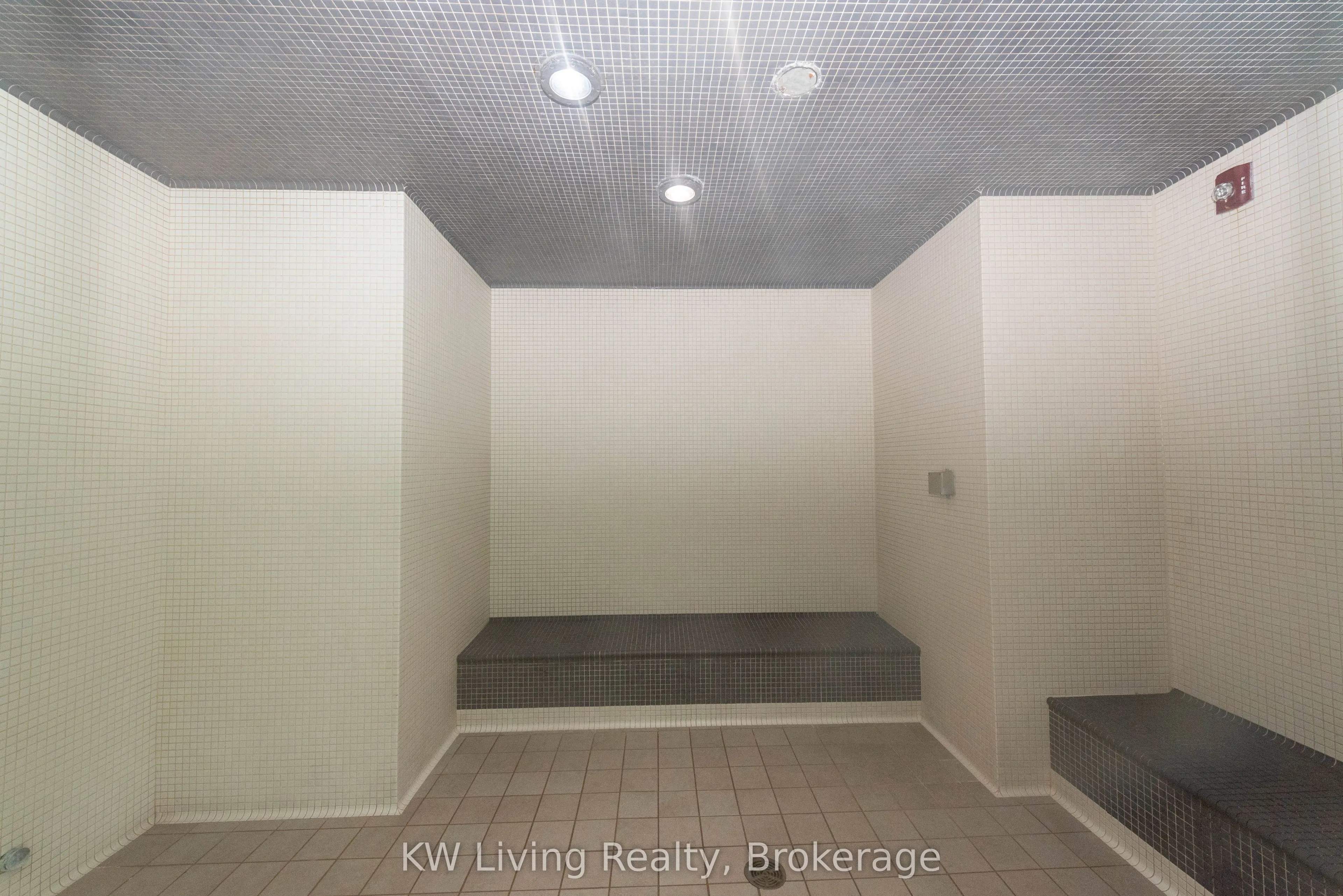 330 Burnhamthorpe Road W, #1008