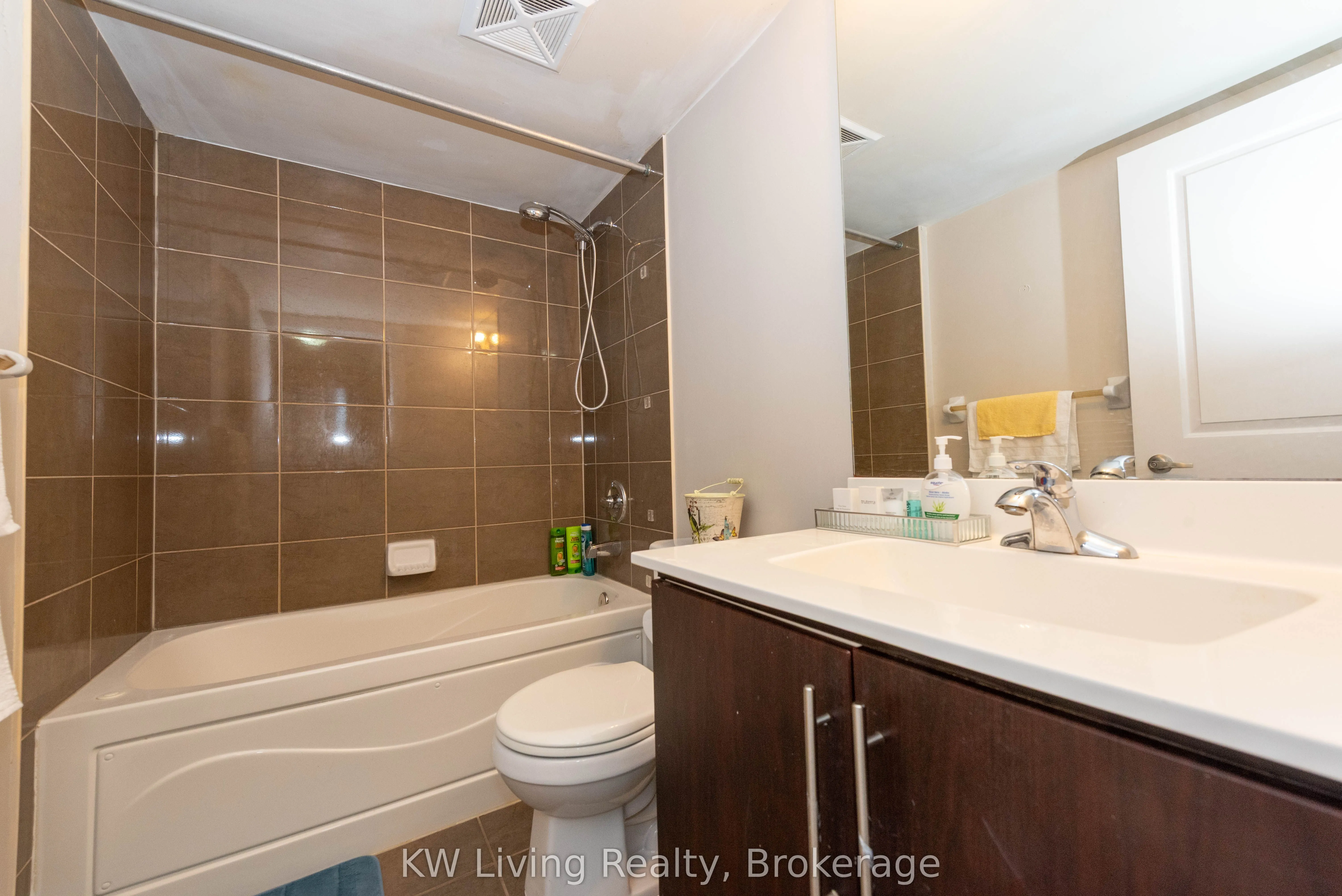 330 Burnhamthorpe Road W, #1008