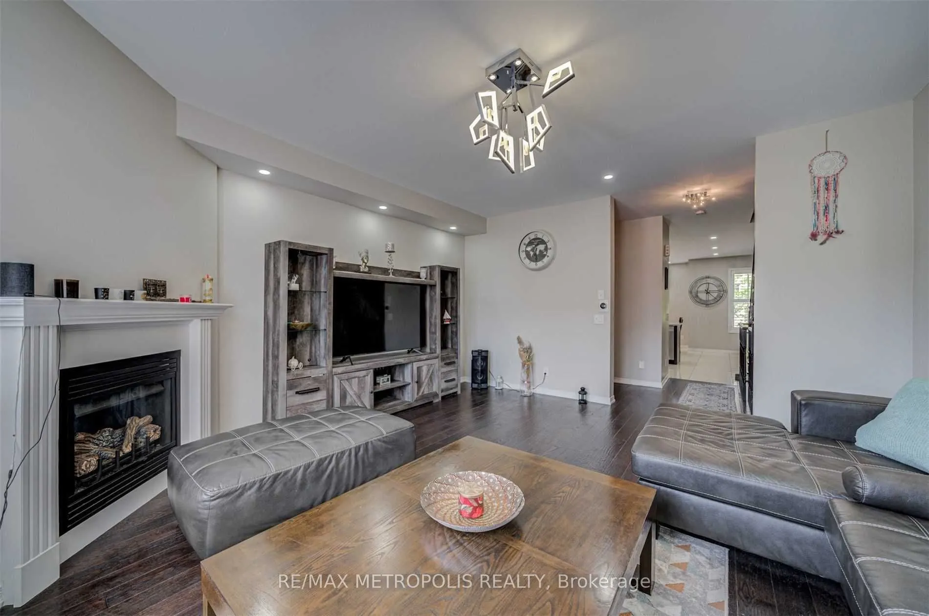 128 Cedar Lake Crescent, #183