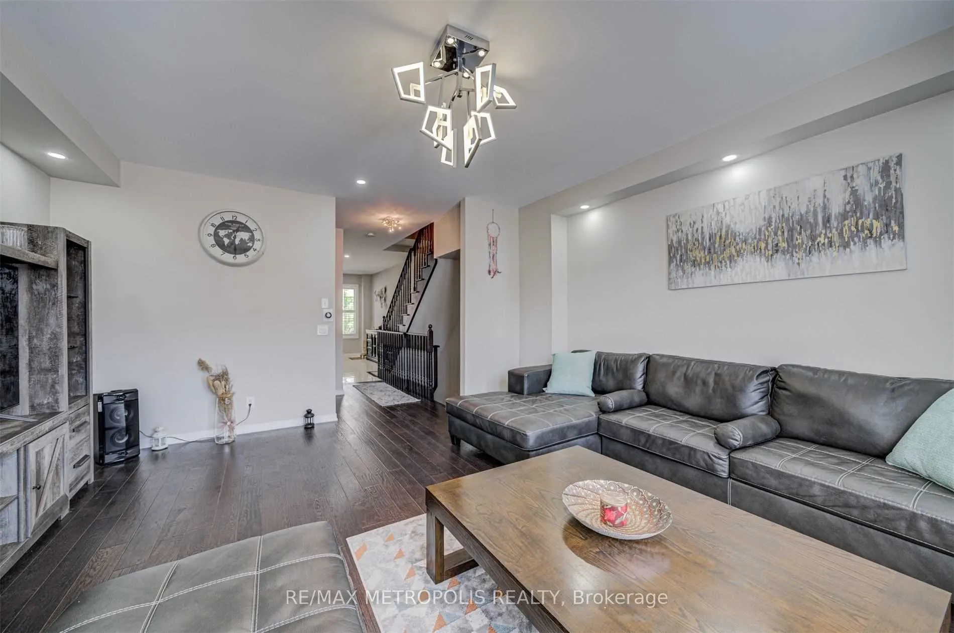 128 Cedar Lake Crescent, #183