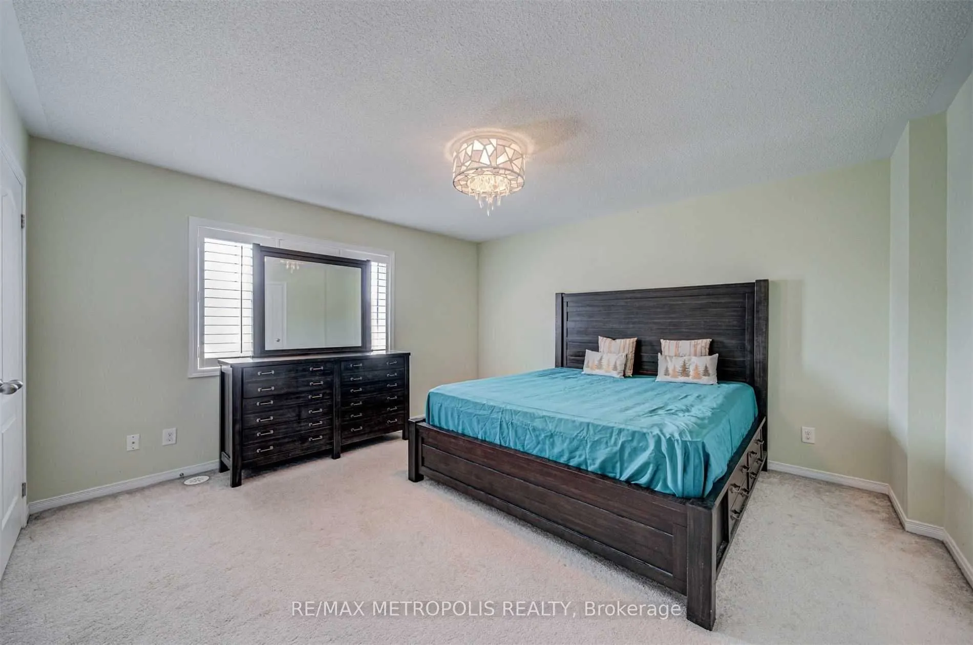 128 Cedar Lake Crescent, #183