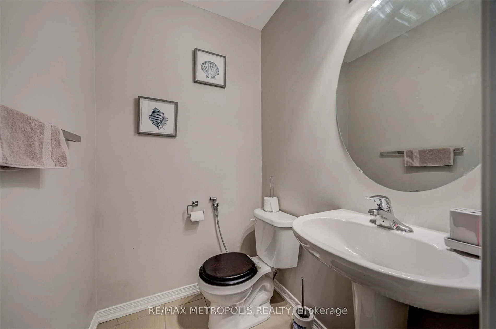 128 Cedar Lake Crescent, #183