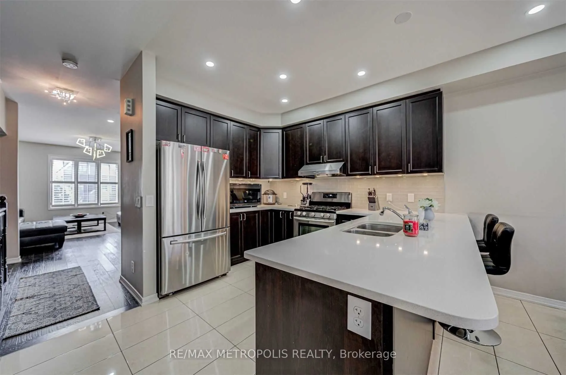 128 Cedar Lake Crescent, #183