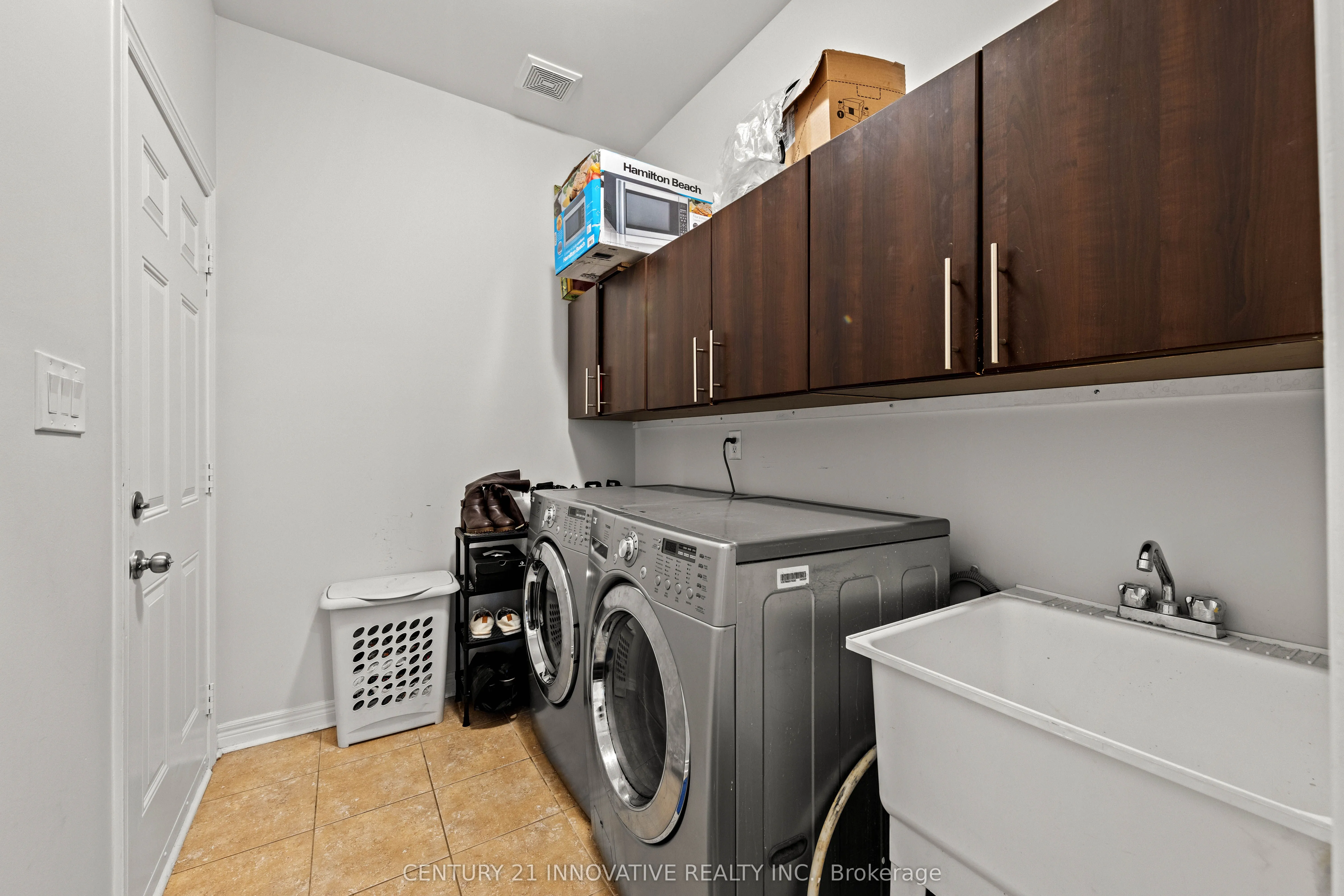 3265 Cabano Crescent