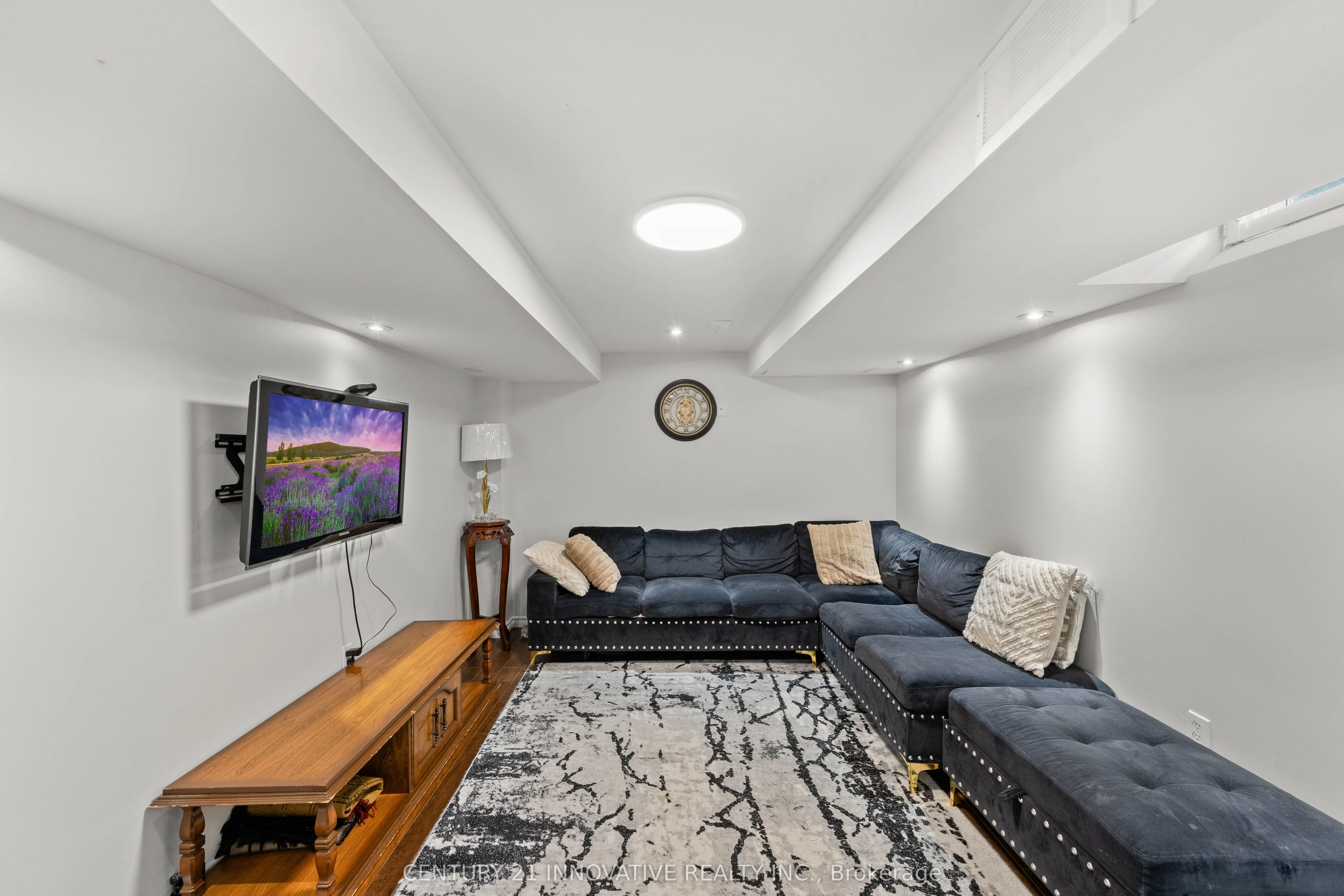 3265 Cabano Crescent